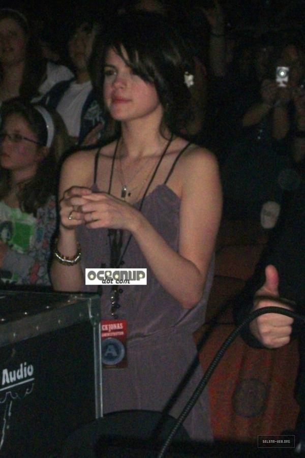 09.jpg