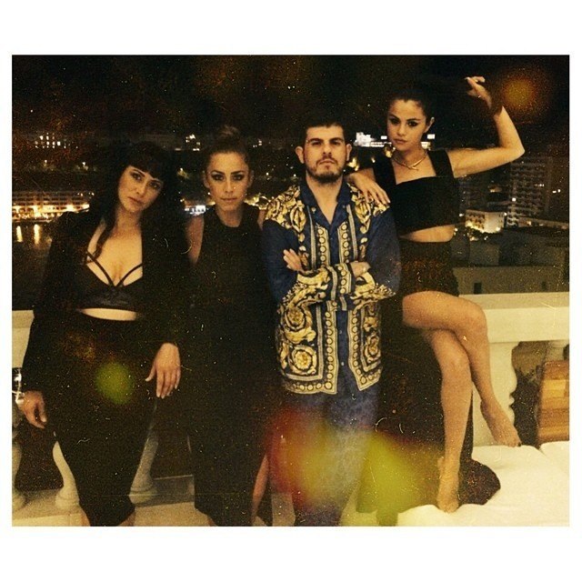 02.jpg