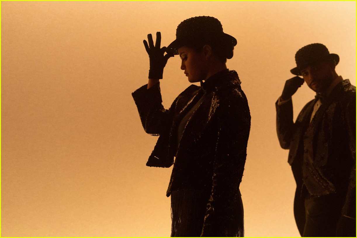 02_The_Beat_Goes_On_03.jpg
