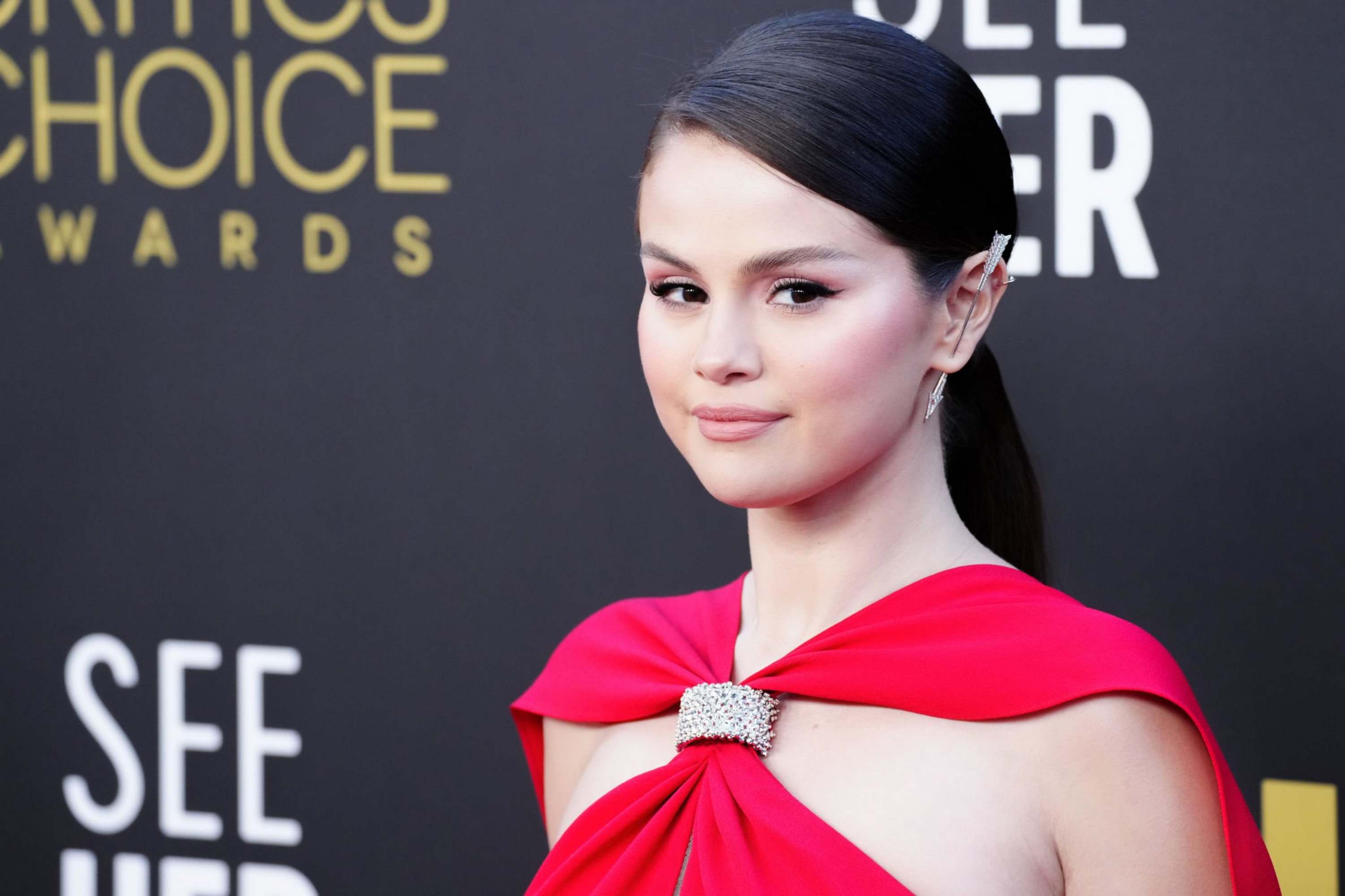 27th_Annual_Critics_Choice_Awards_-_Arrivals_28929.jpg