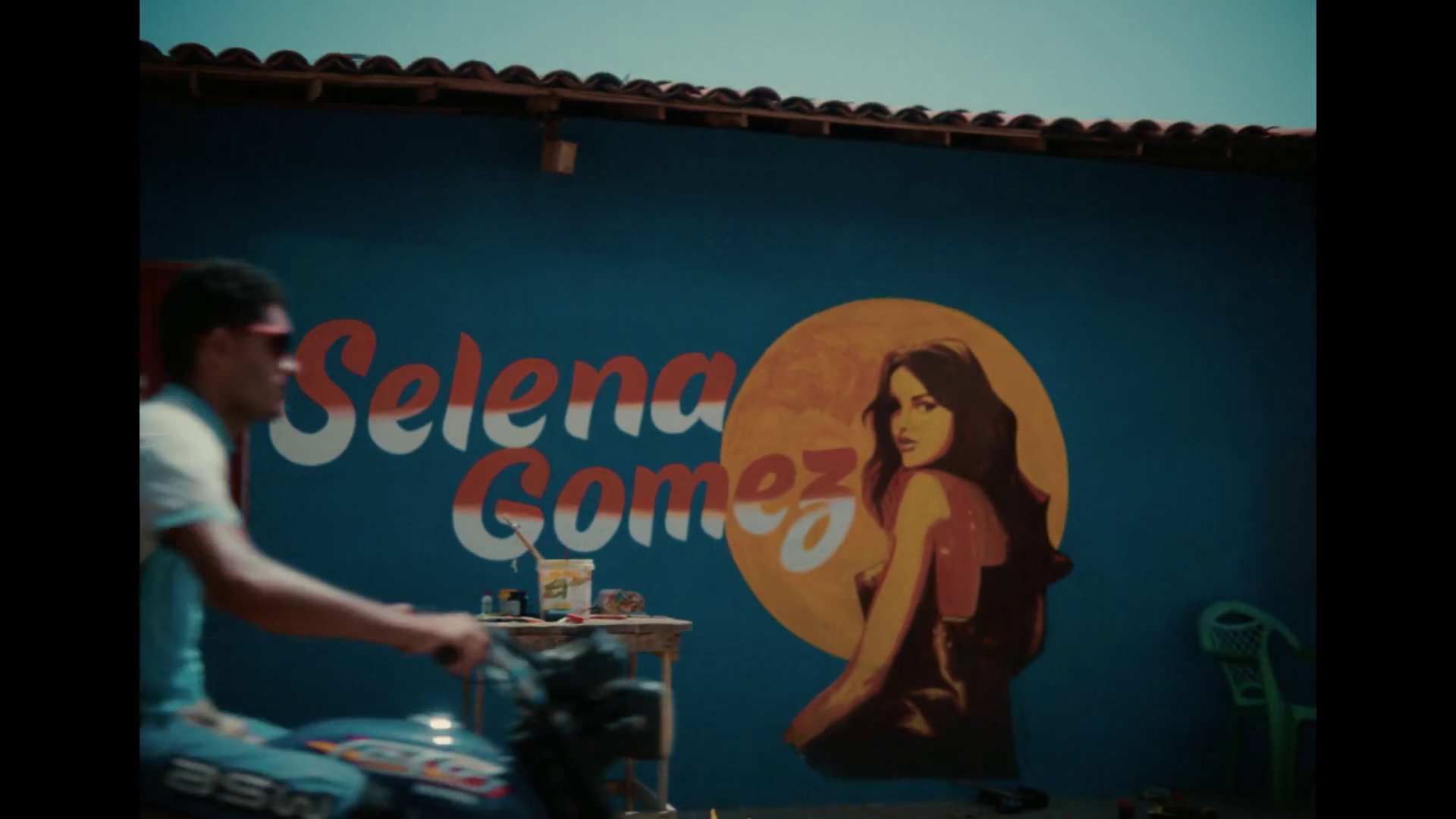 Baila_Conmigo_MV_21.jpg