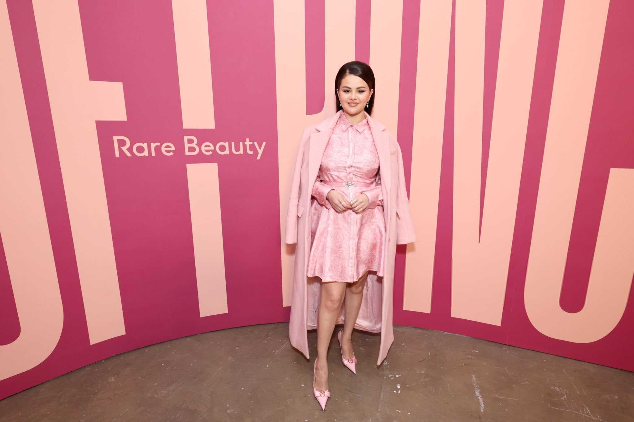 Celebrates_the_Launch_Of_Rare_Beauty_s_Soft_Pinch_Luminous_Powder_Blush_Collection_11.jpg