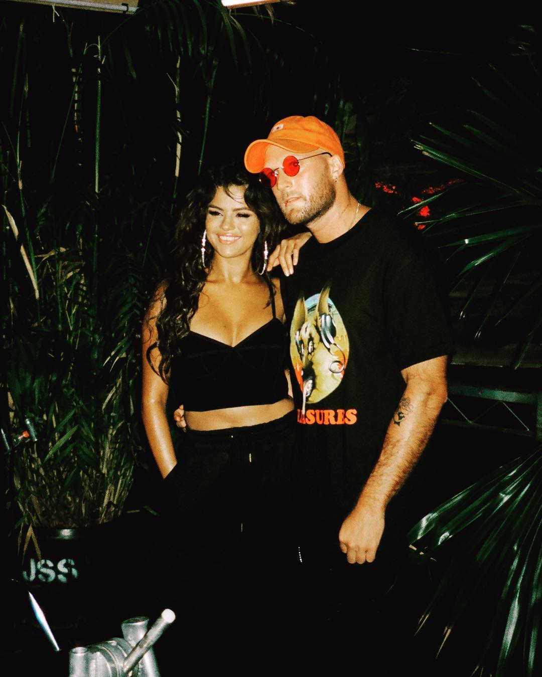 DJ_Snake_Ft__Selena_Gomez2C_Cardi_B___Ozuna_06.jpg