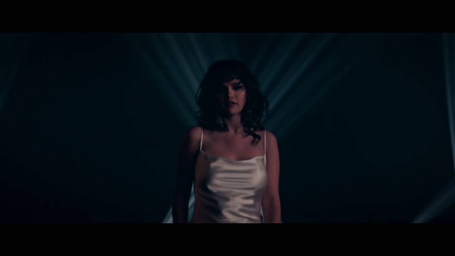 Dance_Again_MV-01.jpg