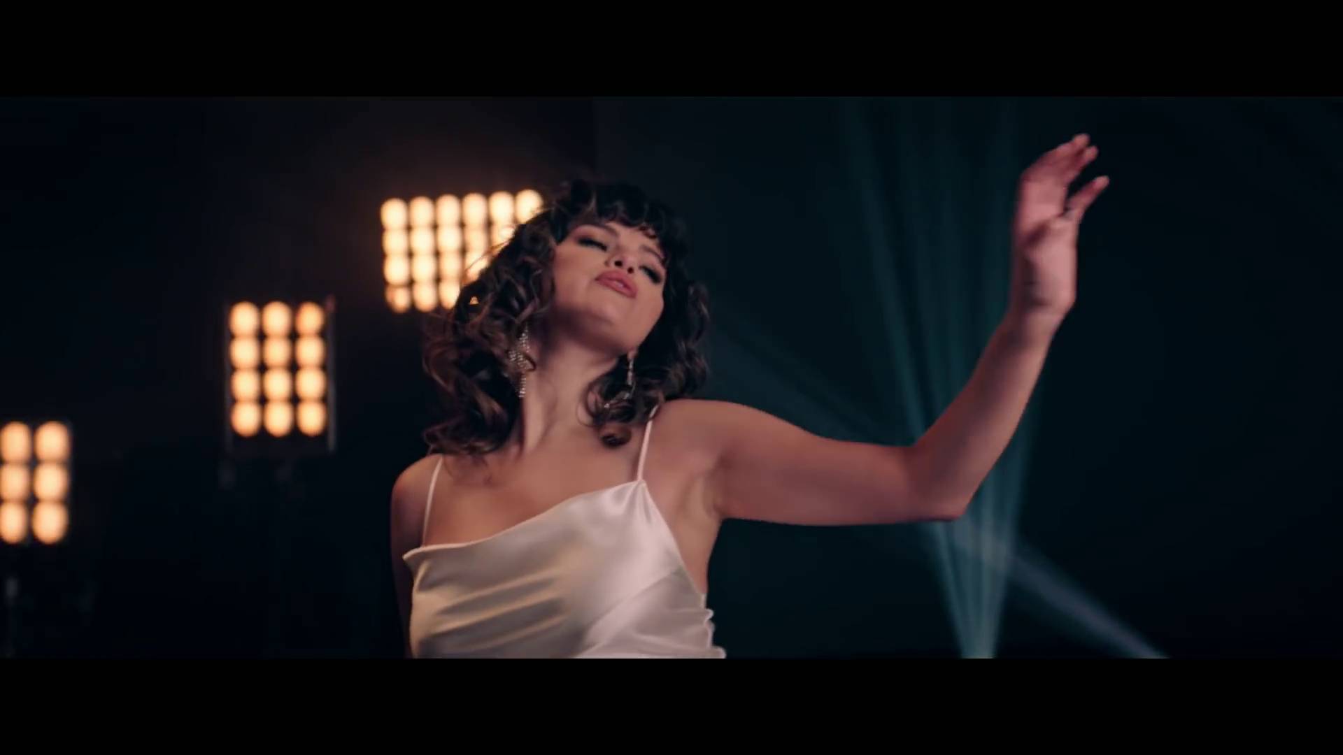 Dance_Again_MV-06.jpg
