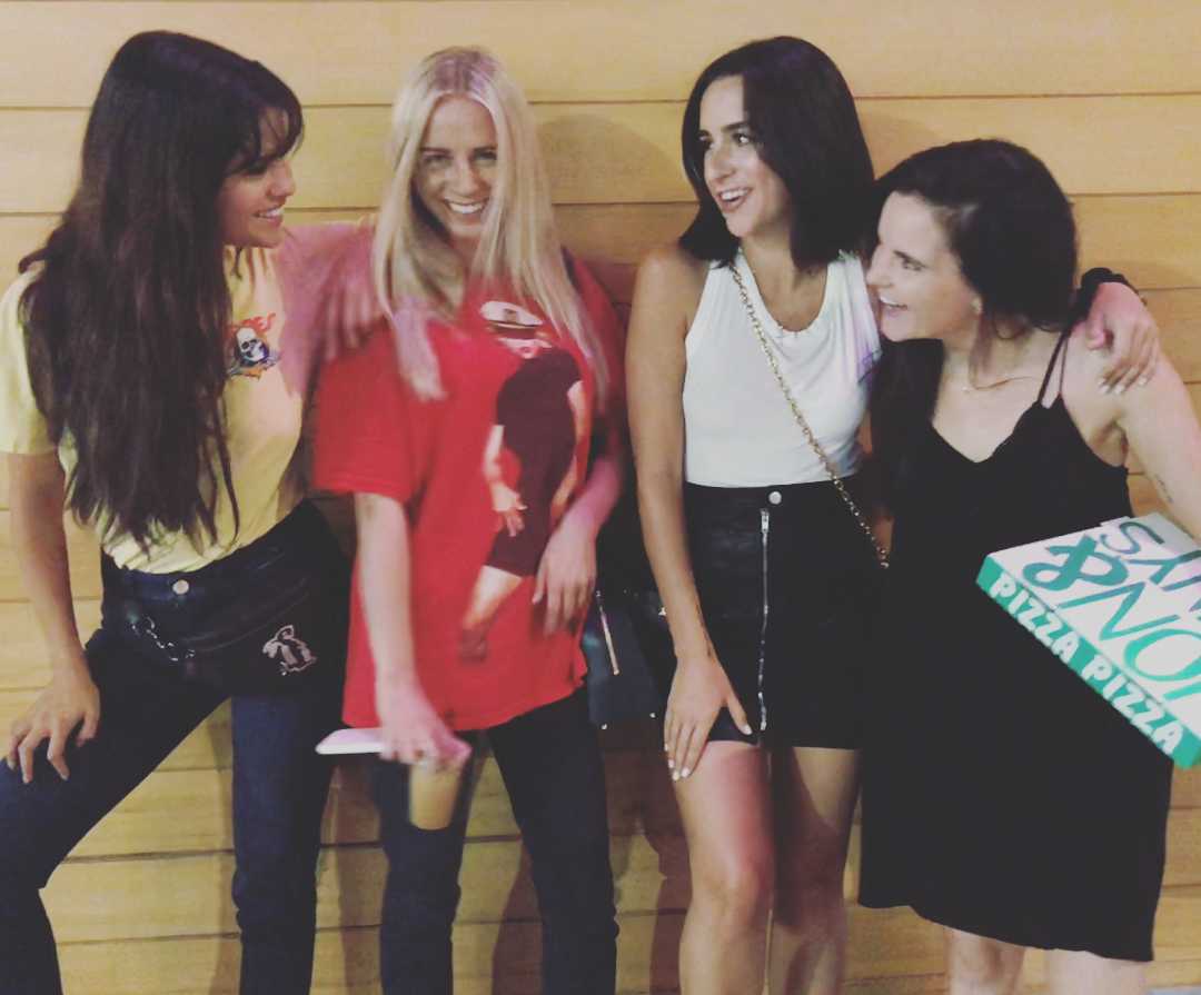 Getting_a_matching_tattoos_with_BFFs_-_August_19-02.jpg