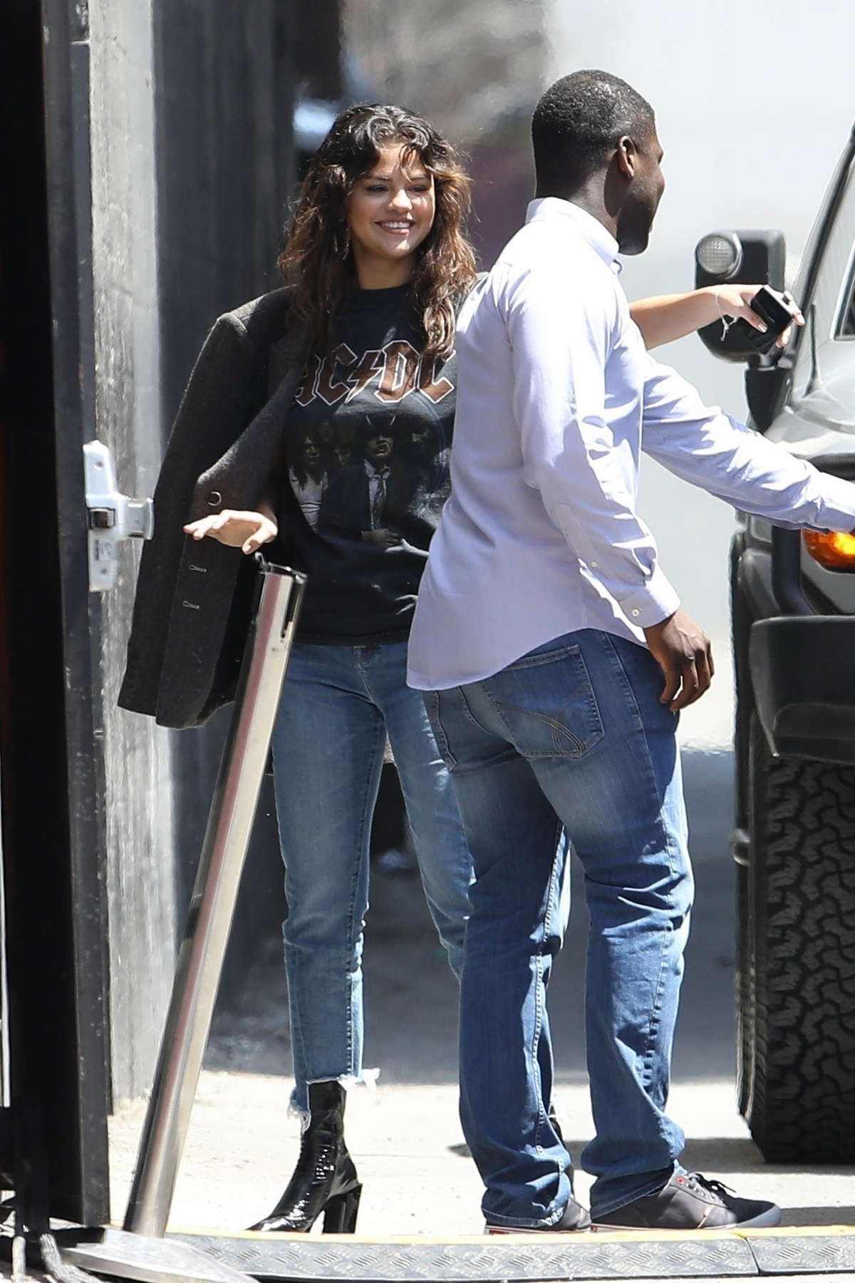 Heads_to_church_with_a_friend_in_Los_Angeles2C_California_-_July_2900002.jpg