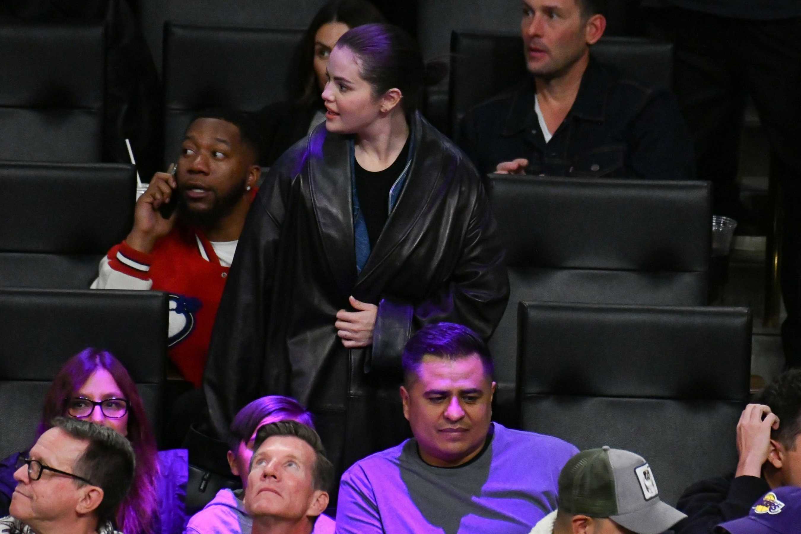 Los_Angeles_Lakers_Game_282129.jpg