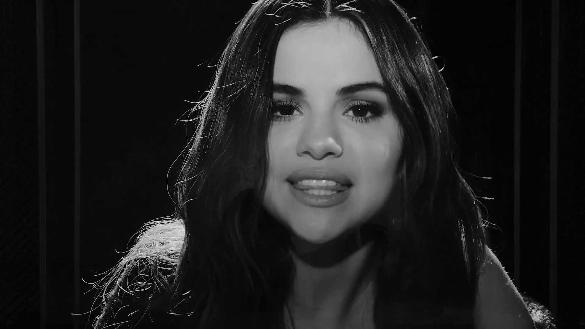 LoseYouToLoveMe_MV-32.jpg