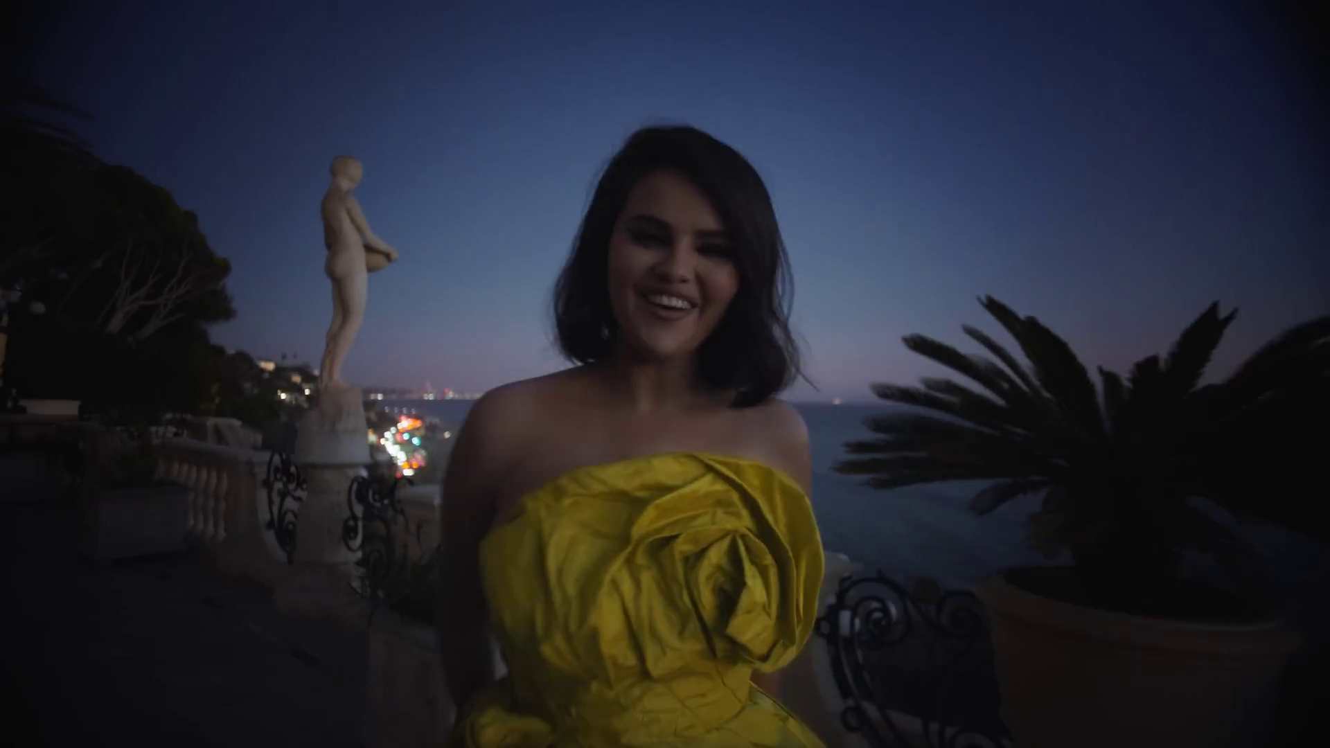 Love_On_Screen_Captures_113.jpg