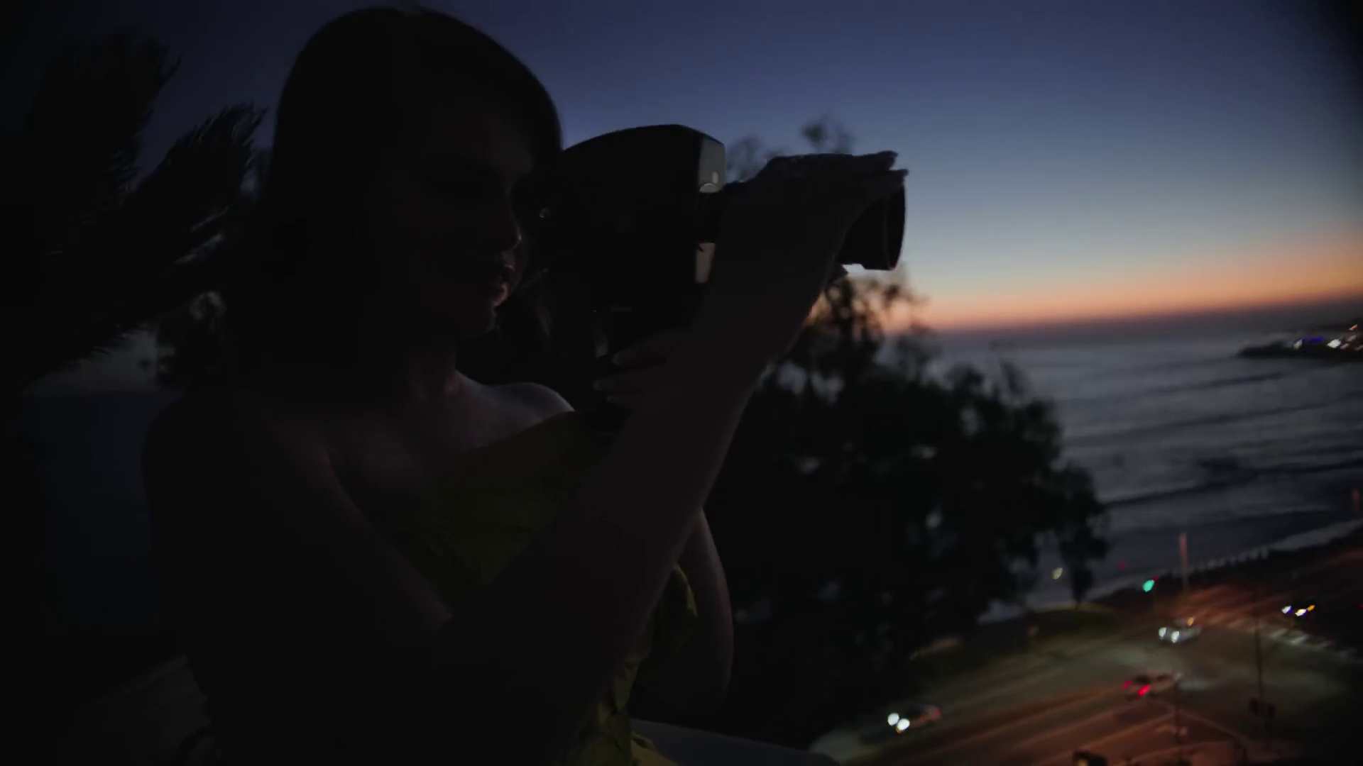 Love_On_Screen_Captures_168.jpg