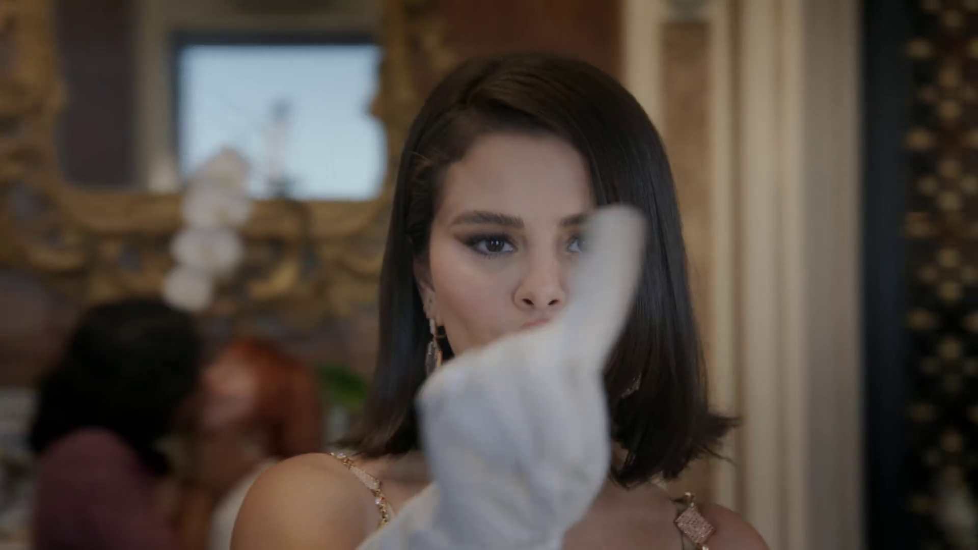 Love_On_Screen_Captures_18~0.jpg
