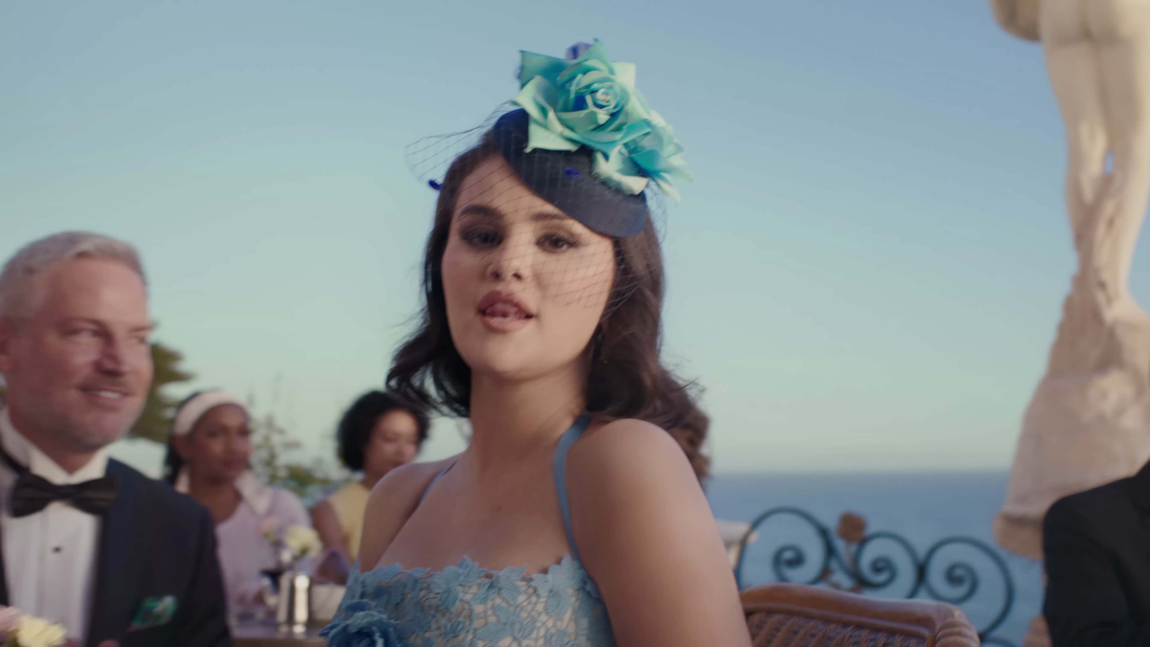Love_On_Screen_Captures_23.jpg
