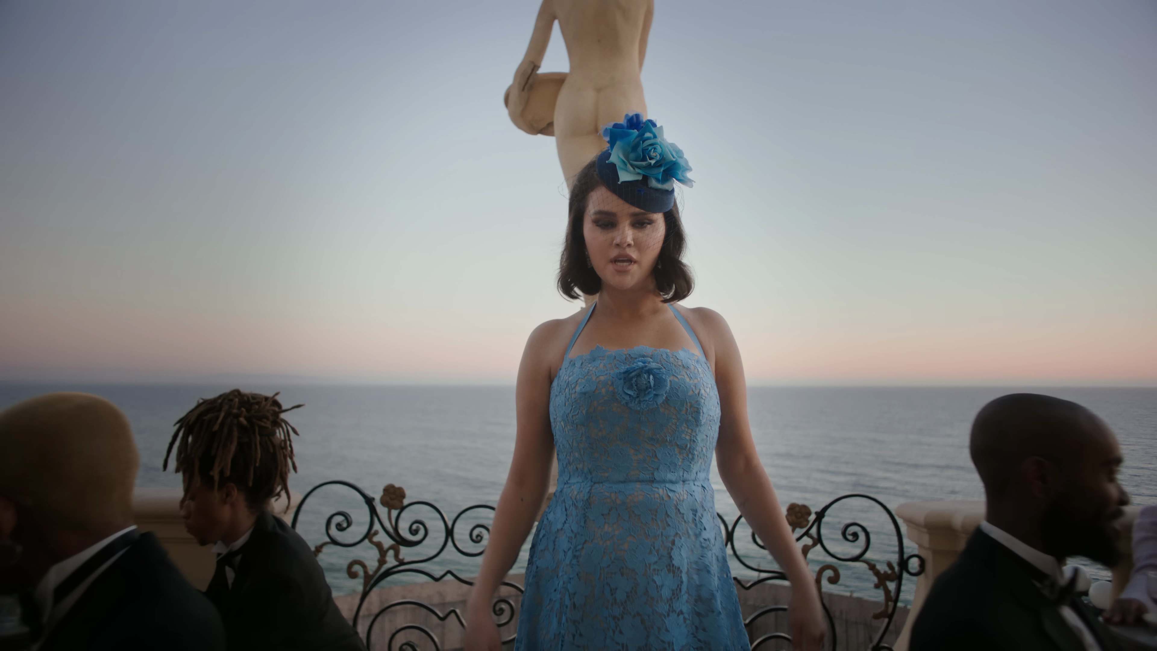 Love_On_Screen_Captures_34.jpg