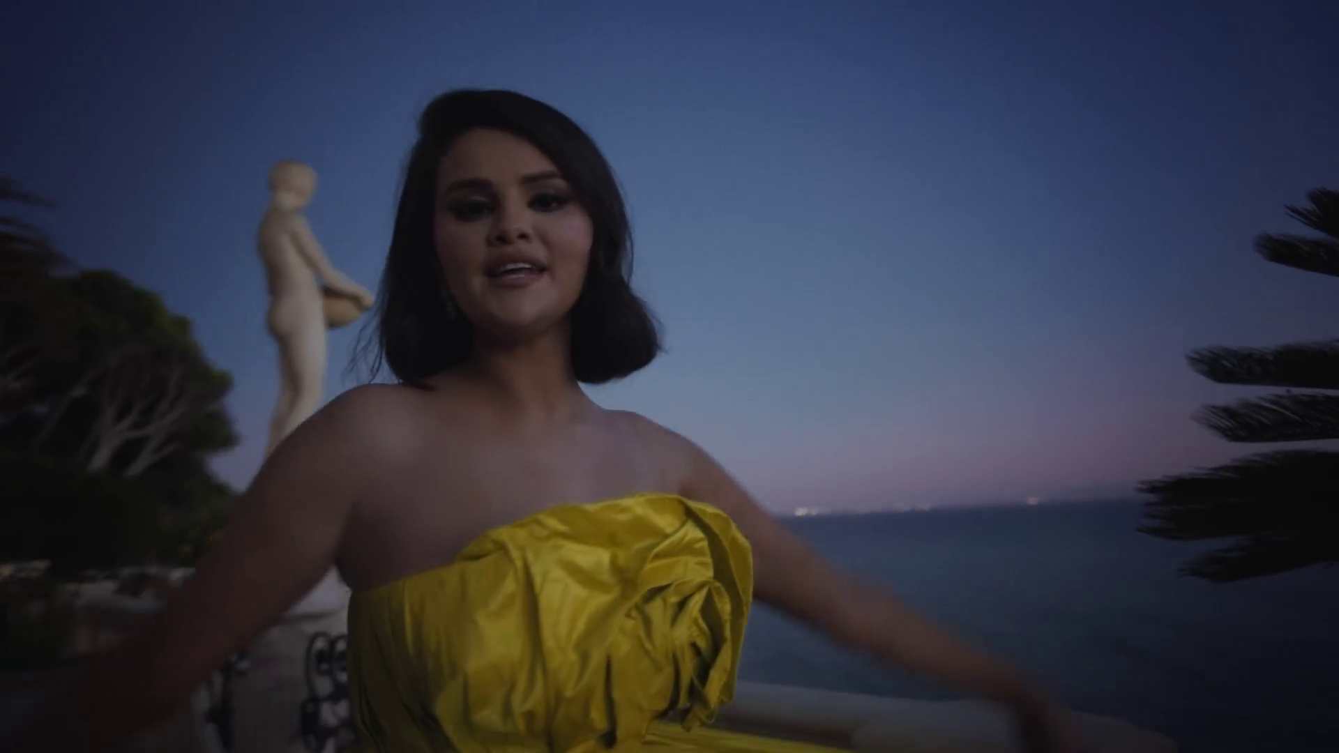 Love_On_Screen_Captures_91.jpg
