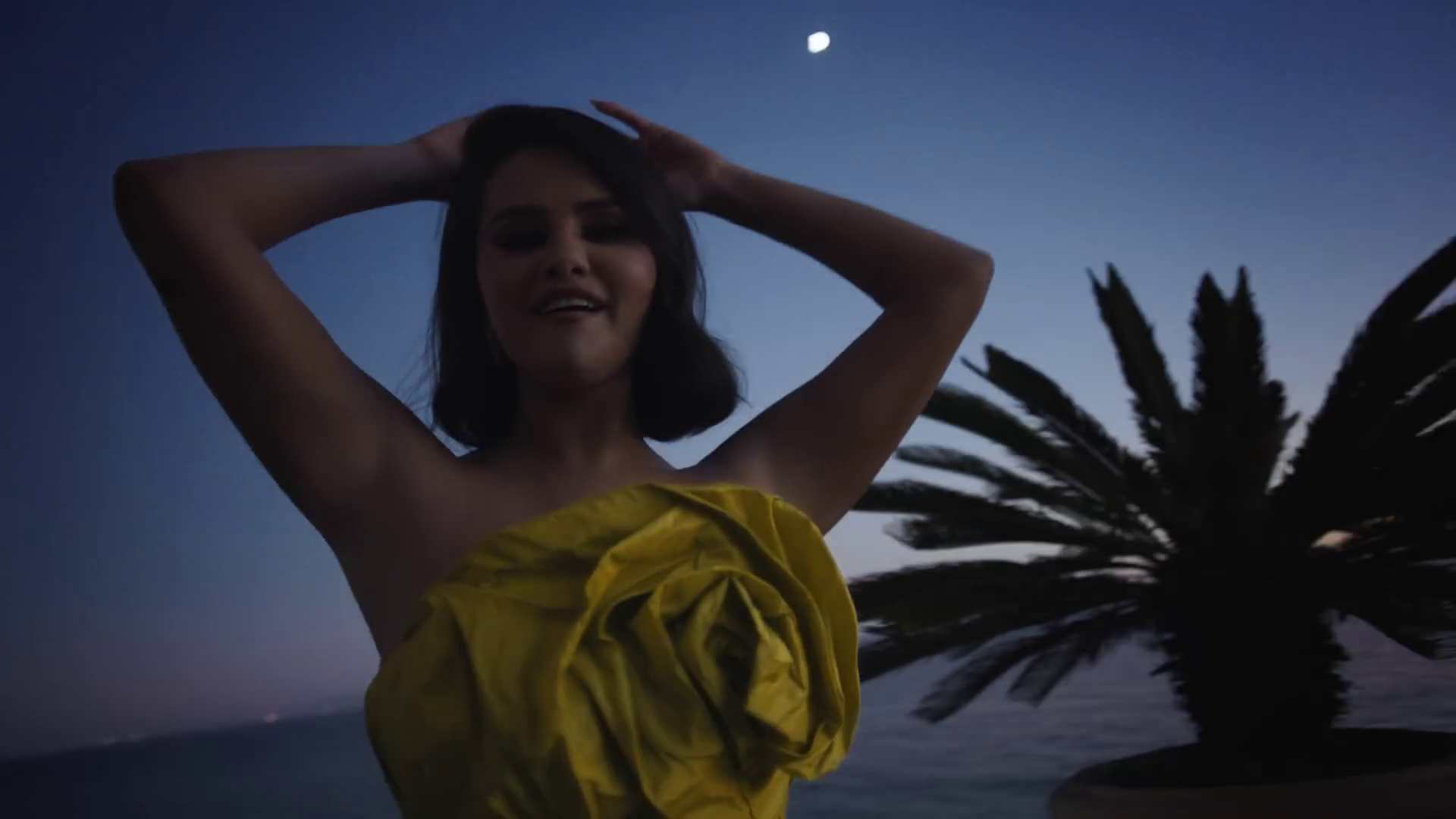 Love_On_Screen_Captures_94.jpg