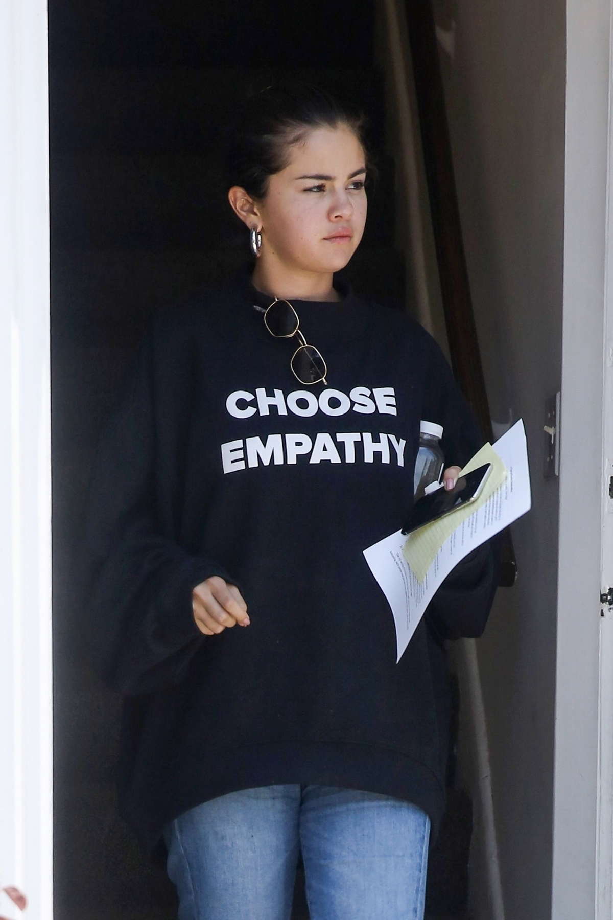 Makes_a_visit_to_the_doctor_s_in_Beverly_Hills_-_July_300001.jpg