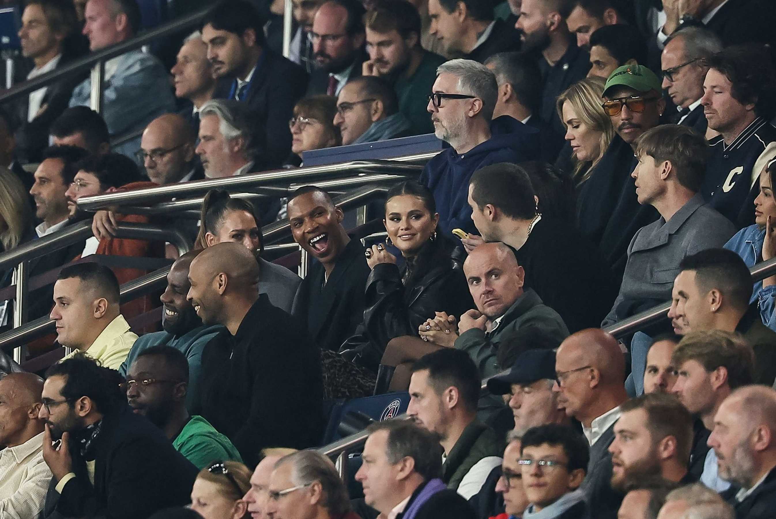 Paris_Saint-Germain_v_Olympique_de_Marseille_-_Ligue_1_Uber_Eats_28129.jpg