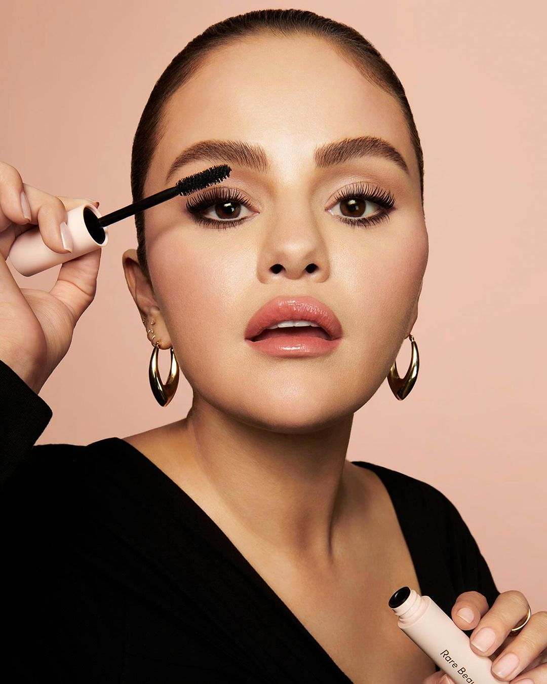 Perfect_Strokes_Universal_Volumizing_Mascara_02.jpg