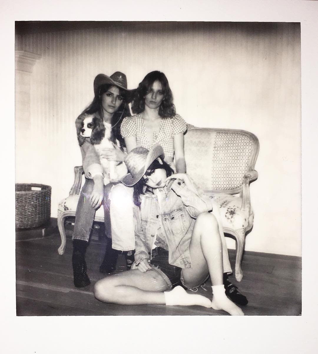 Petra_Collins_02.jpg