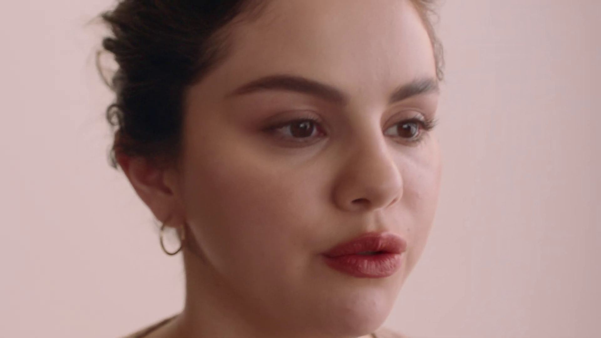 Rare_Beauty_Promo-11.jpg