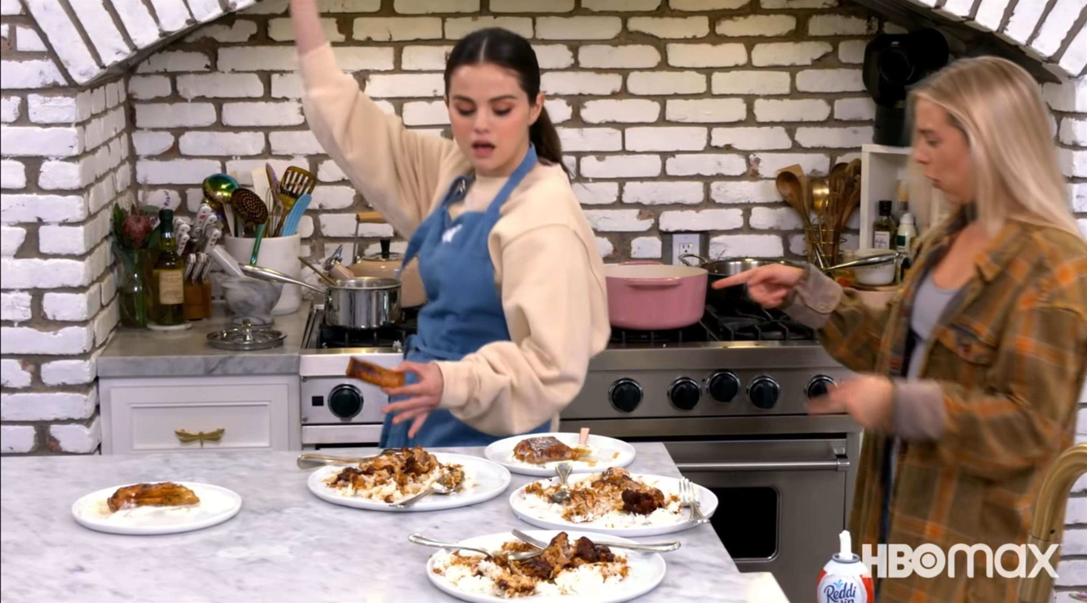 Selena_2B_Chef_Season_2_Official_Trailer_02.jpg