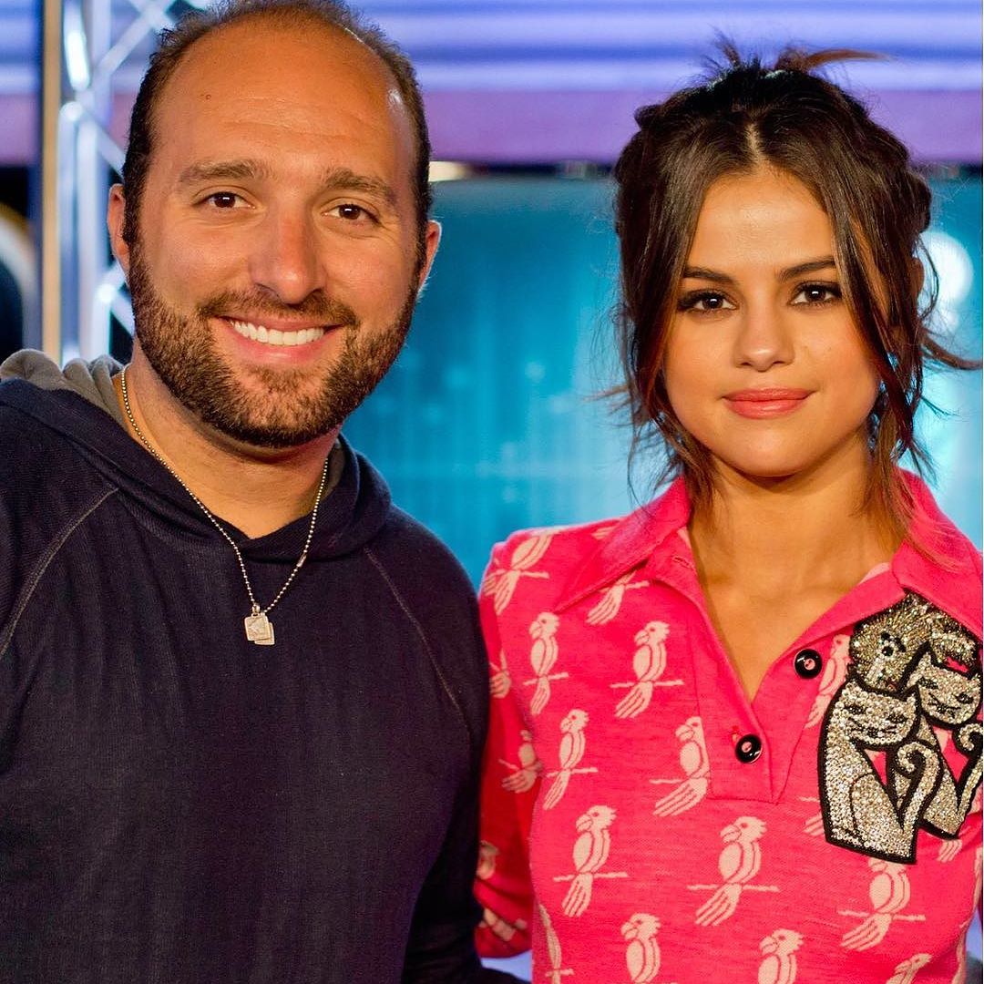Selena_Gomez_-_102_7_FM_FRESH_on_June_5-03.jpg