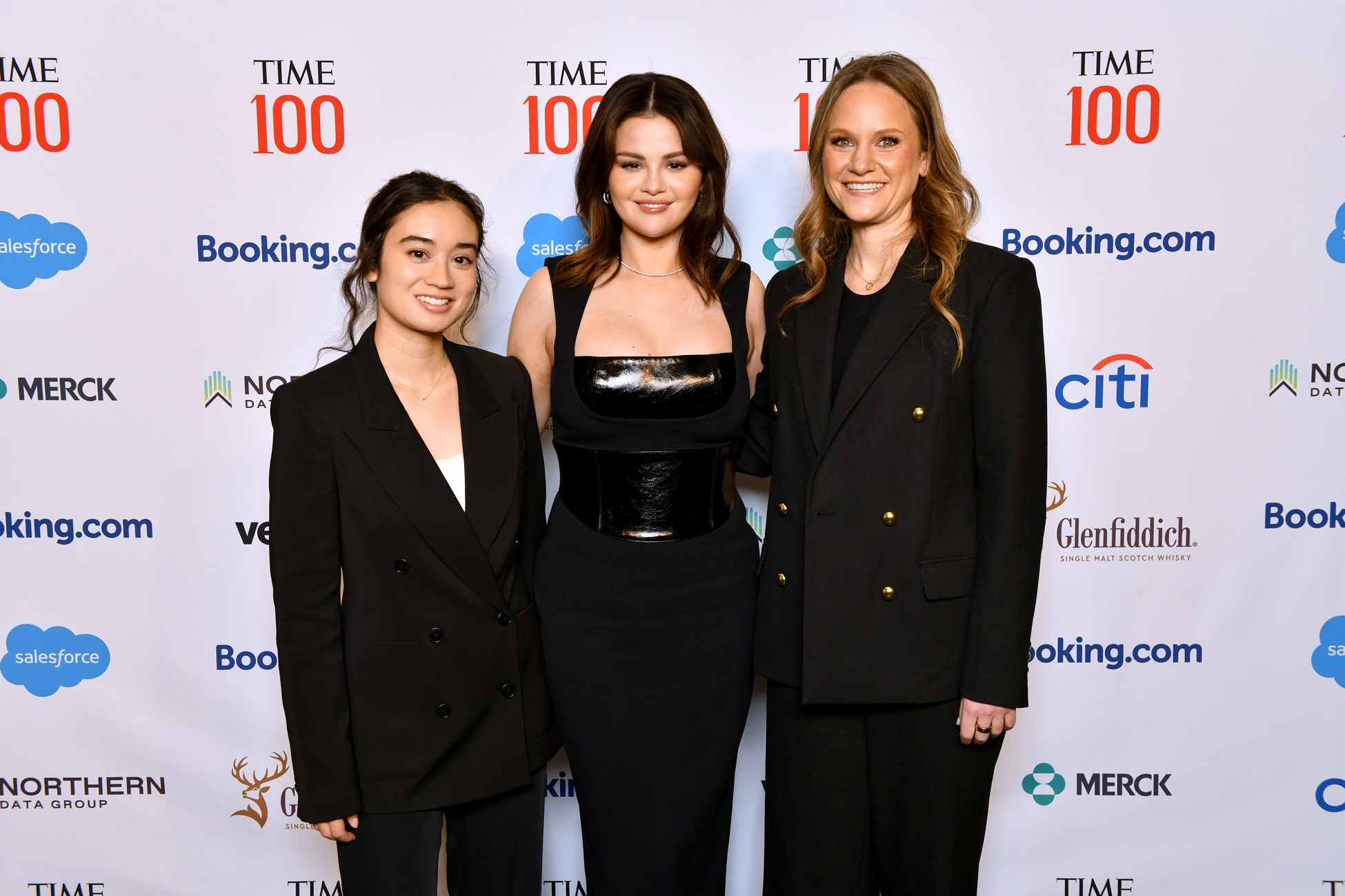 Selena_Gomez_-_2024_TIME100_Summit_in_New_York_April_242C_2024_04.jpg