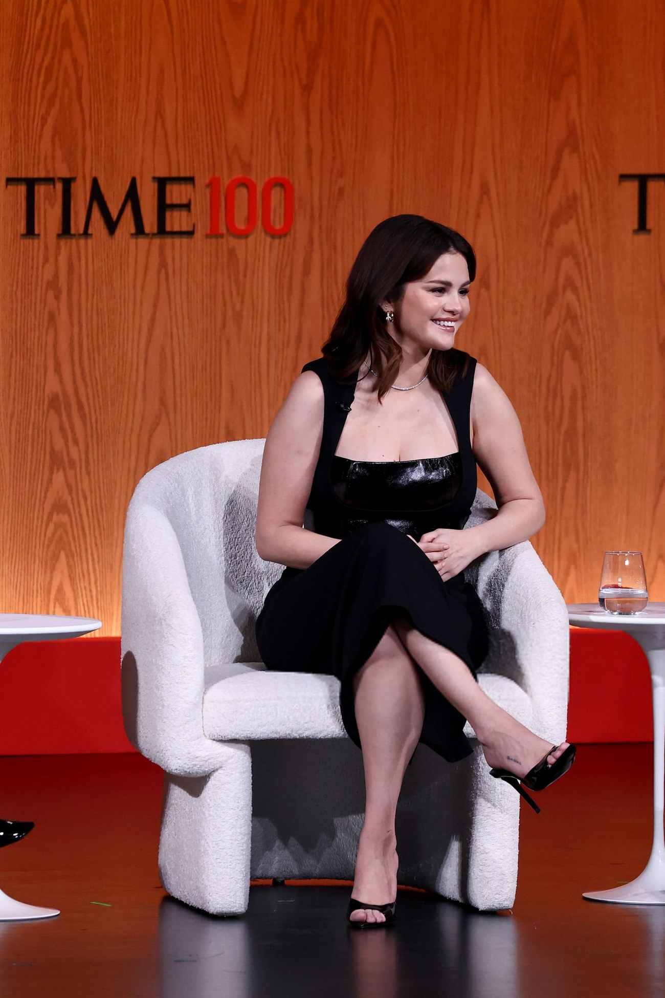 Selena_Gomez_-_2024_TIME100_Summit_in_New_York_April_242C_2024_11.jpg