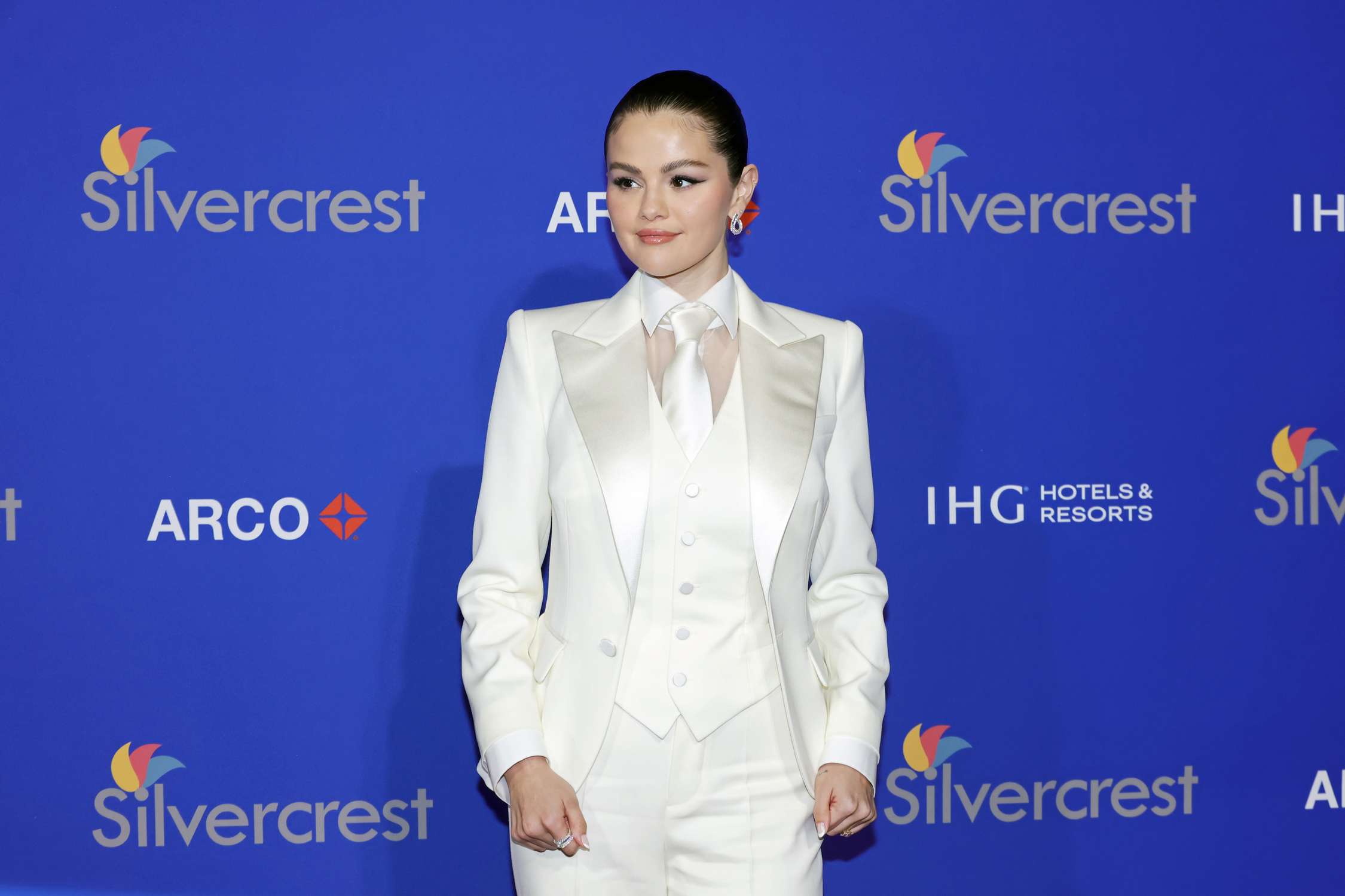 Selena_Gomez_-_36th_Annual_Palm_Springs_International_Film_Festival_Film_Awards_January_32C_2025_24.jpg
