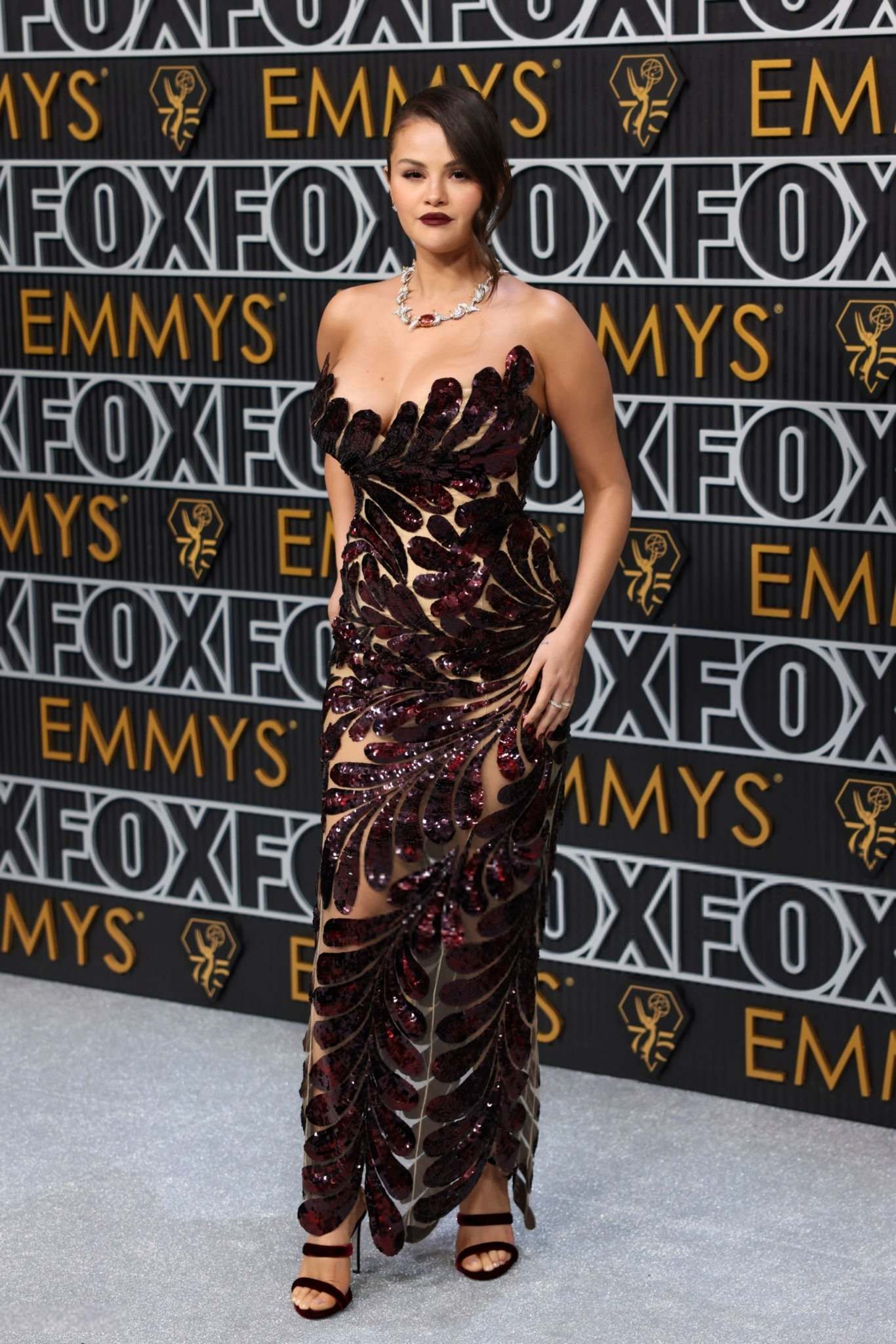 Selena_Gomez_-_75th_Primetime_Emmy_Awards_at_the_Peacock_Theater2C_Los_Angeles_CA_-_January_152C_202401.jpg