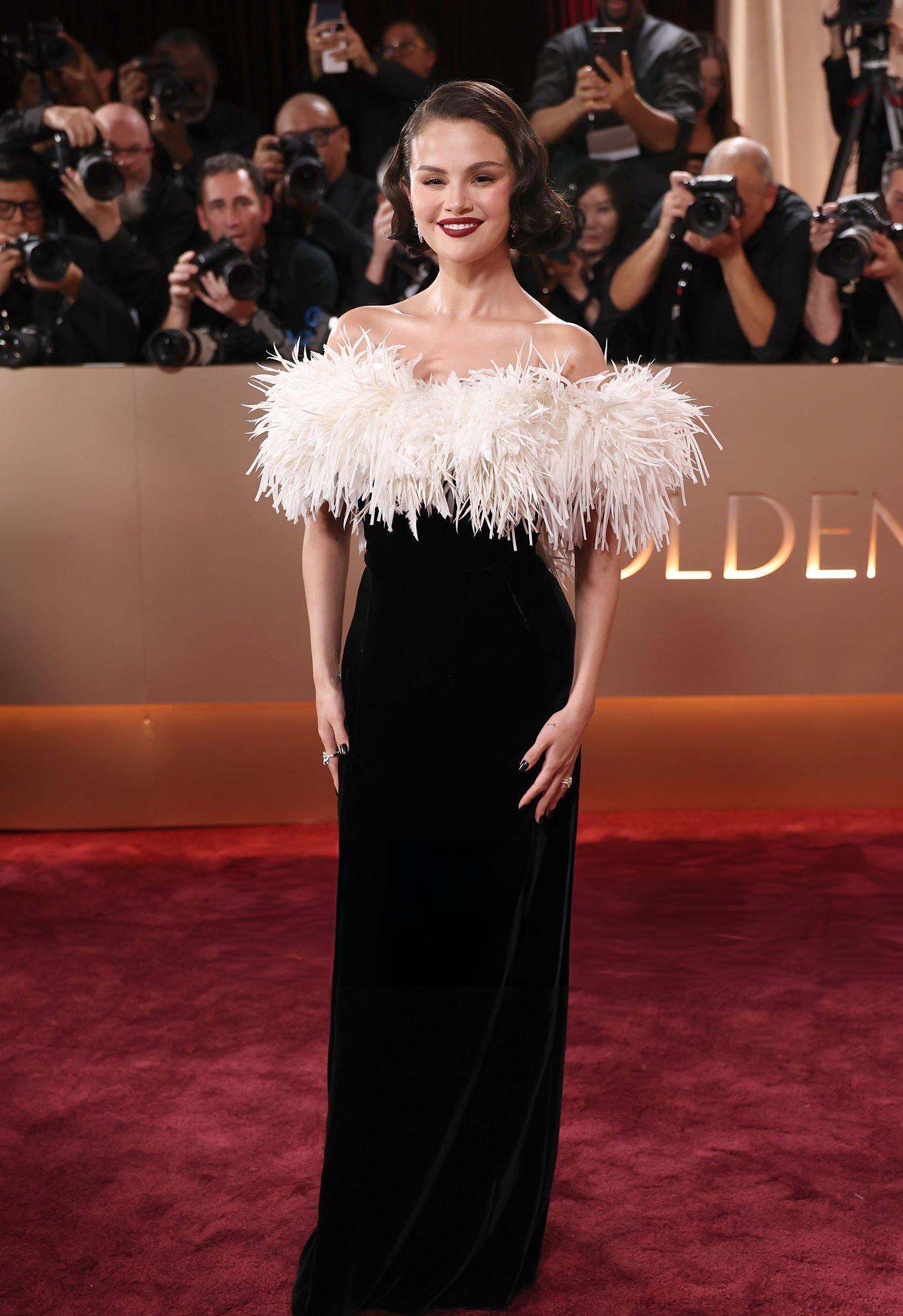 Selena_Gomez_-_83rd_annual_Golden_Globe_Awards_-_January_112C_2026_55.jpg