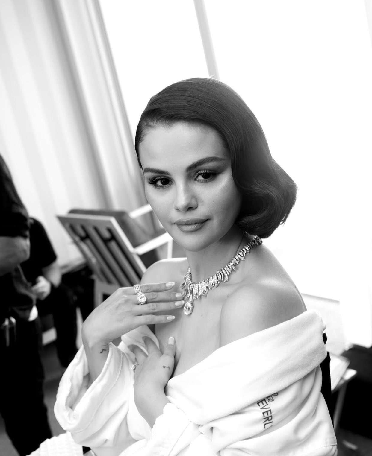 Selena_Gomez_-_Aidan_Cullan_Golden_Globes_Photoshoot_28January_202529_06.jpg