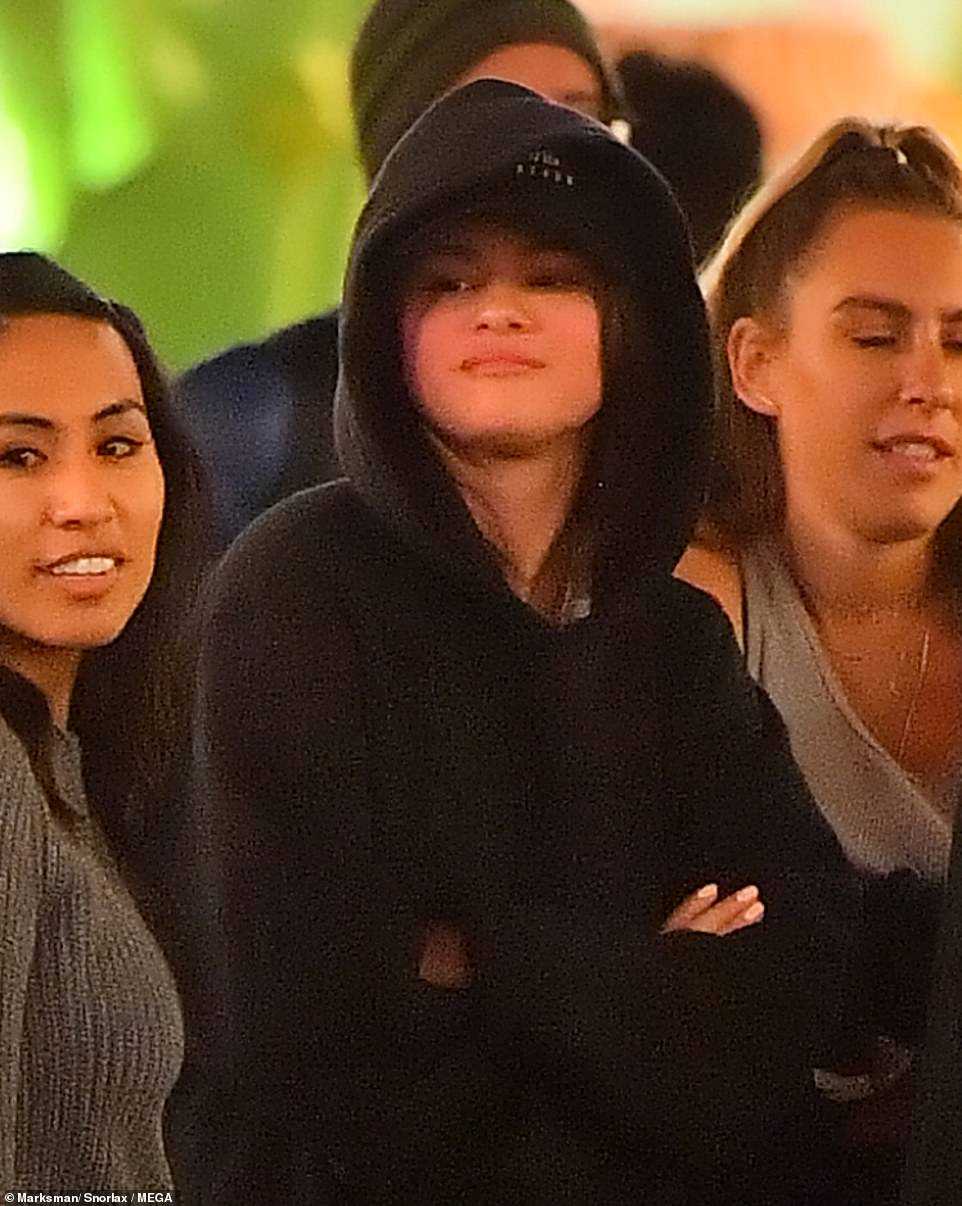 Selena_Gomez_-_At_Disney_California_Adventure_Park_In_Anaheim2C_California_-_May_5-12.jpg