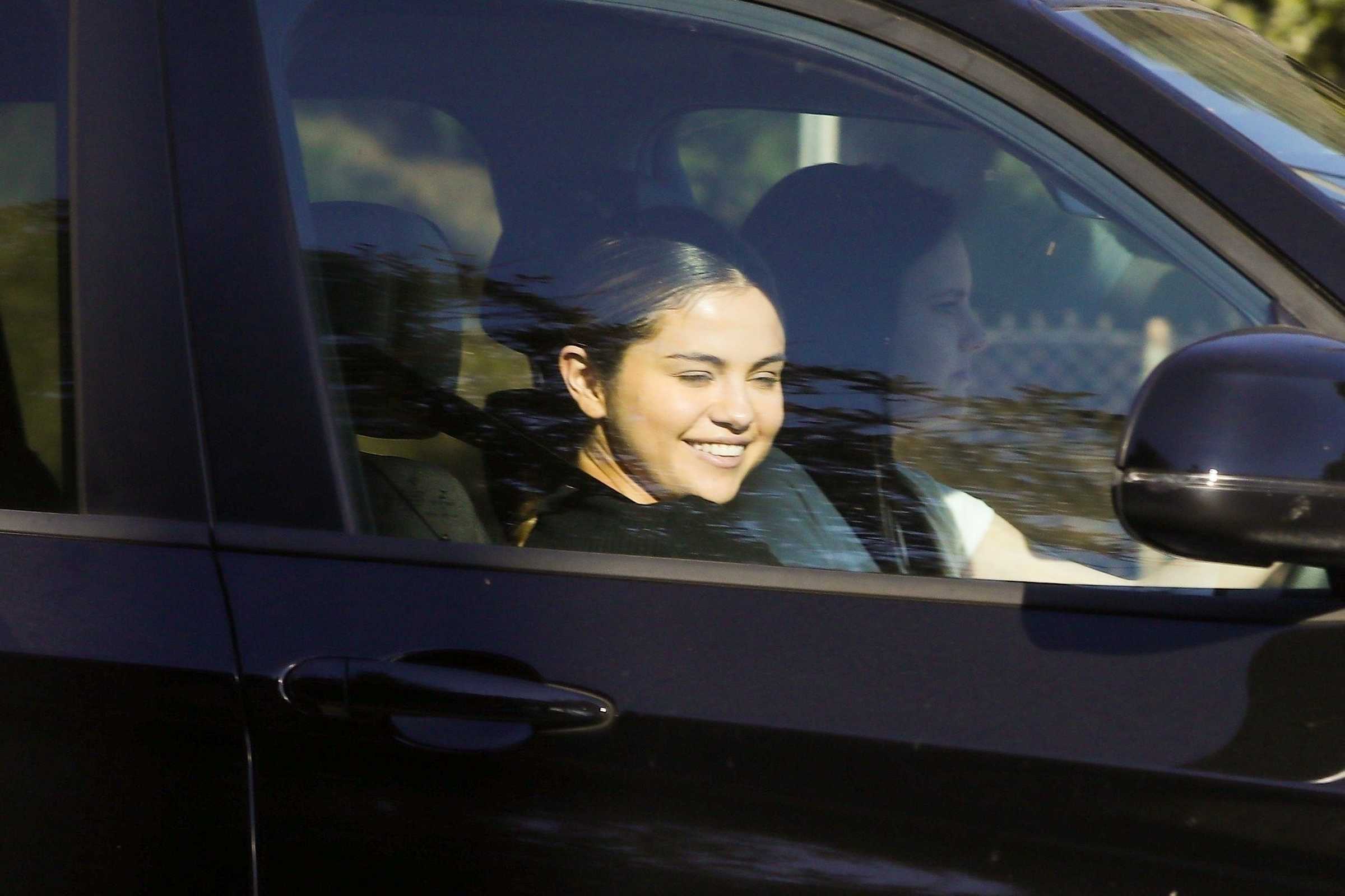 Selena_Gomez_-_At_Nobu_in_Malibu_October_122C_2019-03.jpg