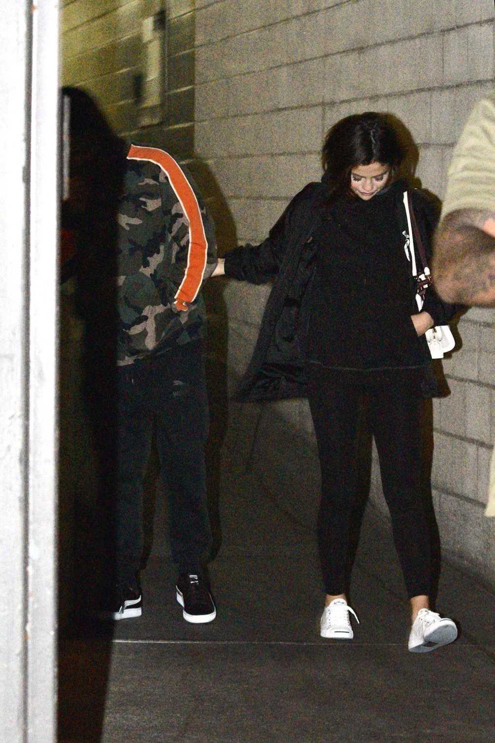 Selena_Gomez_-_At_The_Grove_with_The_Weeknd_in_West_Hollywood_on_June_16-04.jpg
