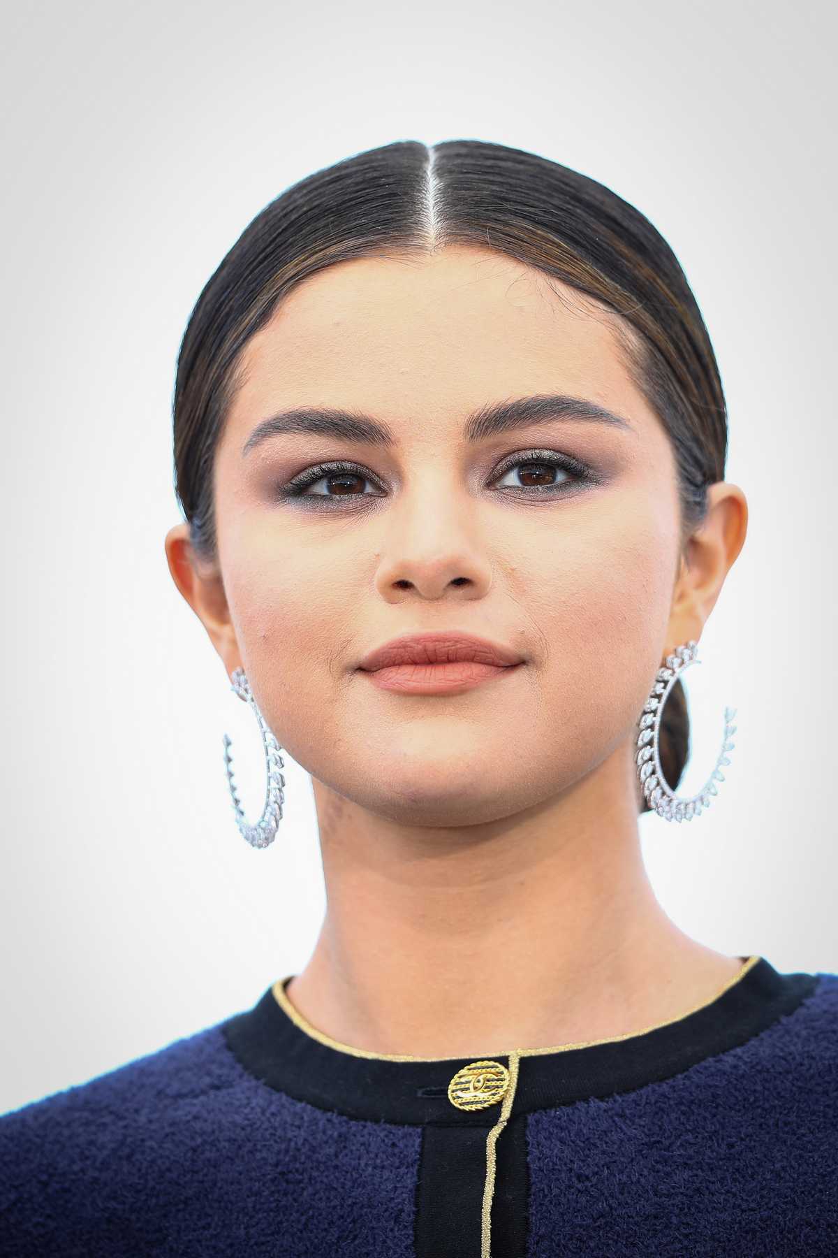 Selena_Gomez_-_At_The_The_Dead_Don_t_Die_Photocall_In_Cannes2C_France__05152019-40.jpg
