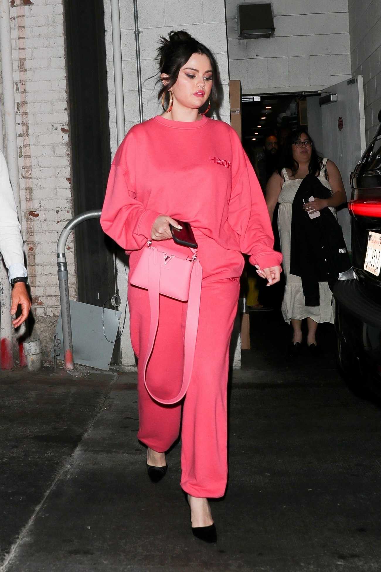 Selena_Gomez_-_At_Wally_s_restaurant_in_Beverly_Hills2C_California__07022021_08.jpg