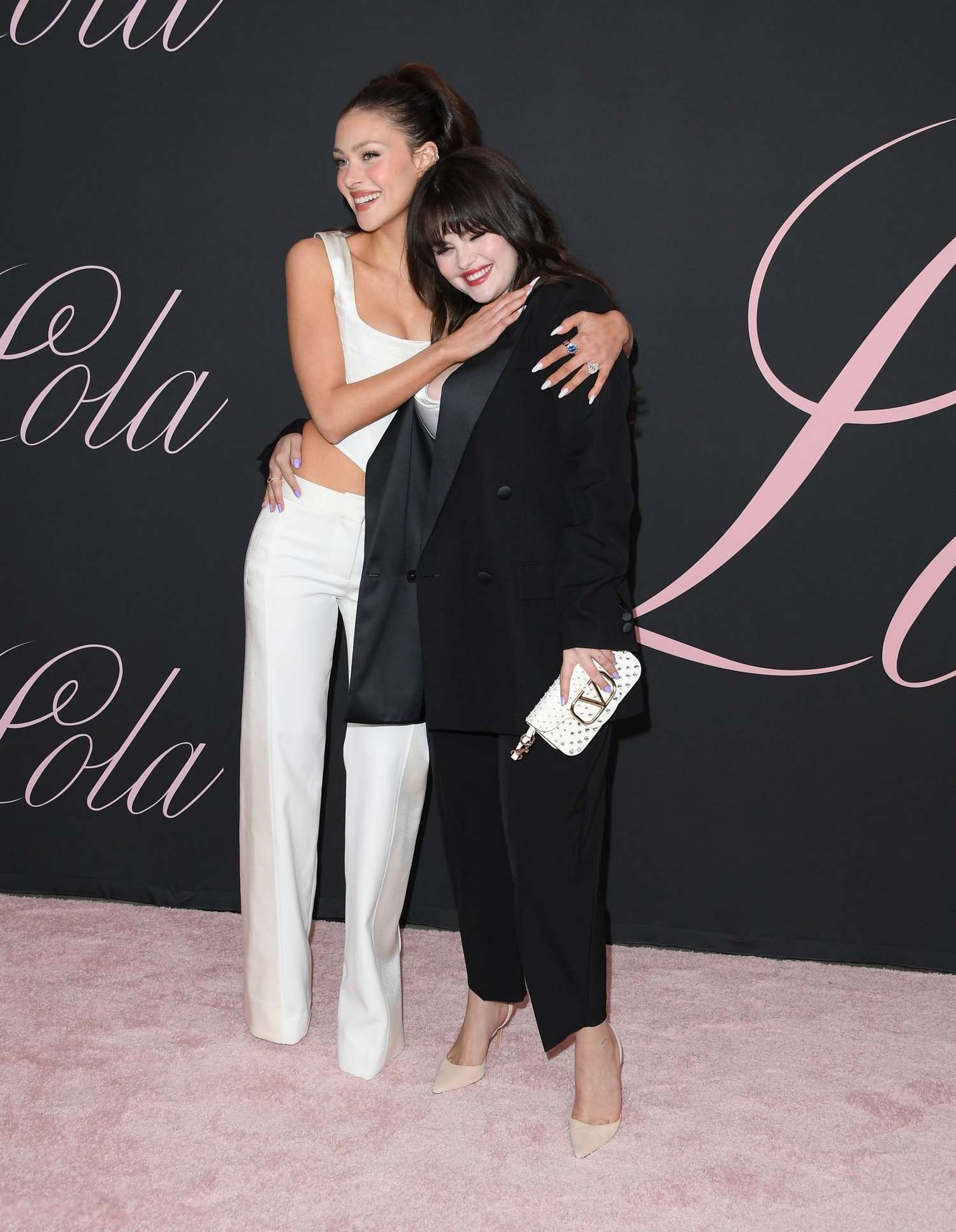 Selena_Gomez_-_At_the_Premiere_of__Lola__in_Los_Angeles_February_32C_202411~0.jpg