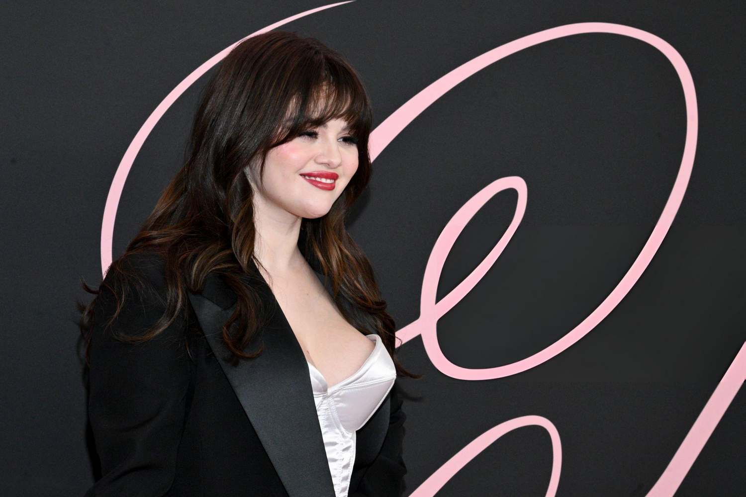 Selena_Gomez_-_At_the_Premiere_of__Lola__in_Los_Angeles_February_32C_202413.jpg
