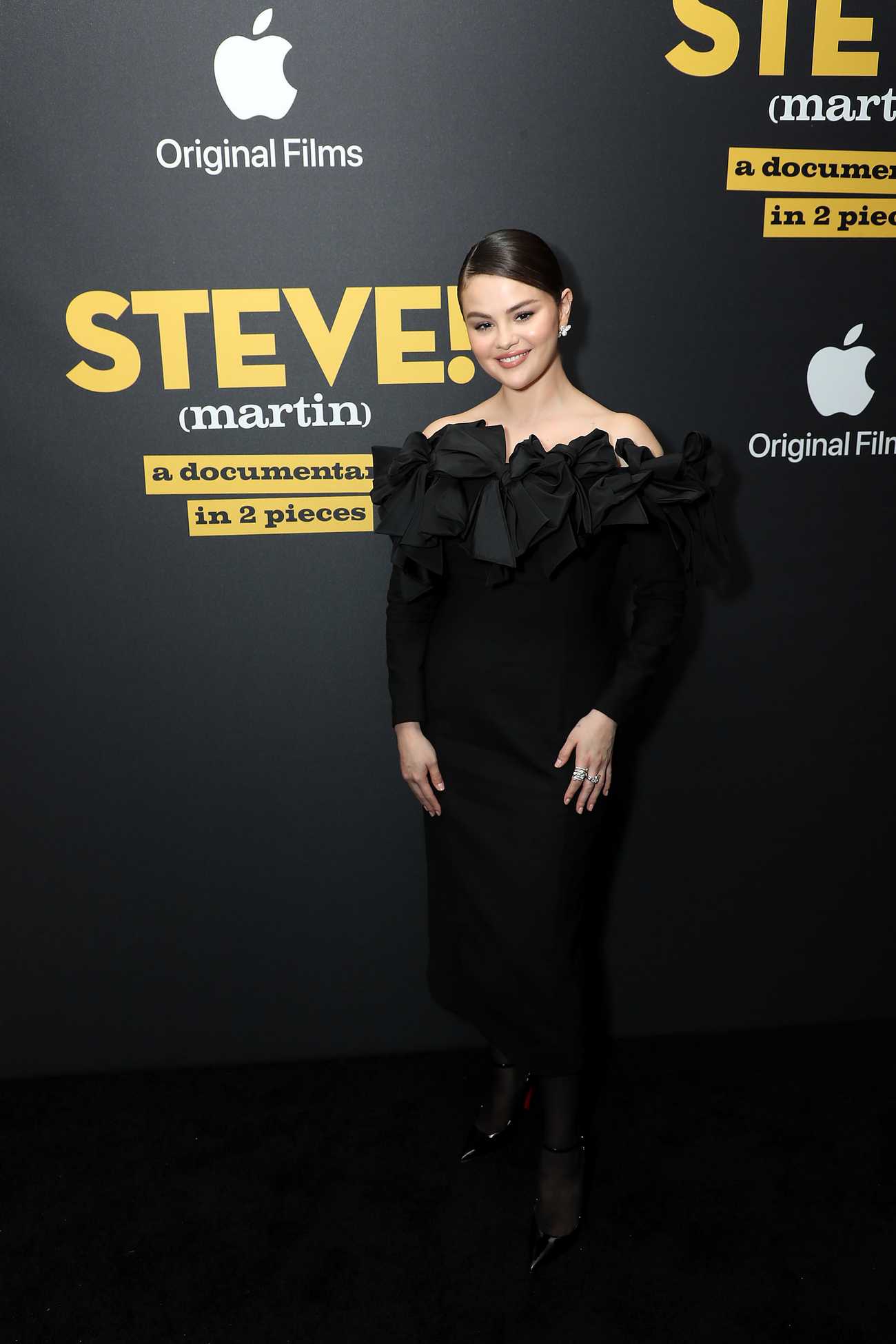 Selena_Gomez_-_At_the_premiere_of__STEVE21_28Martin29_A_Documentary_in_2_Pieces__in_New_York_March_292C_2024_03.jpg