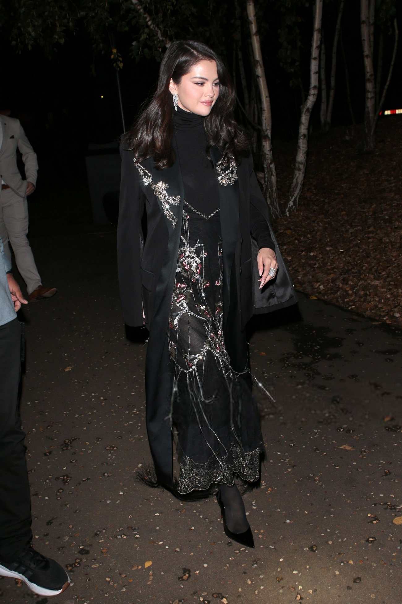 Selena_Gomez_-_Attends_the_Netflix_special_screening_of_Emilia_Perez_in_London_October_122C_2024_05.jpg