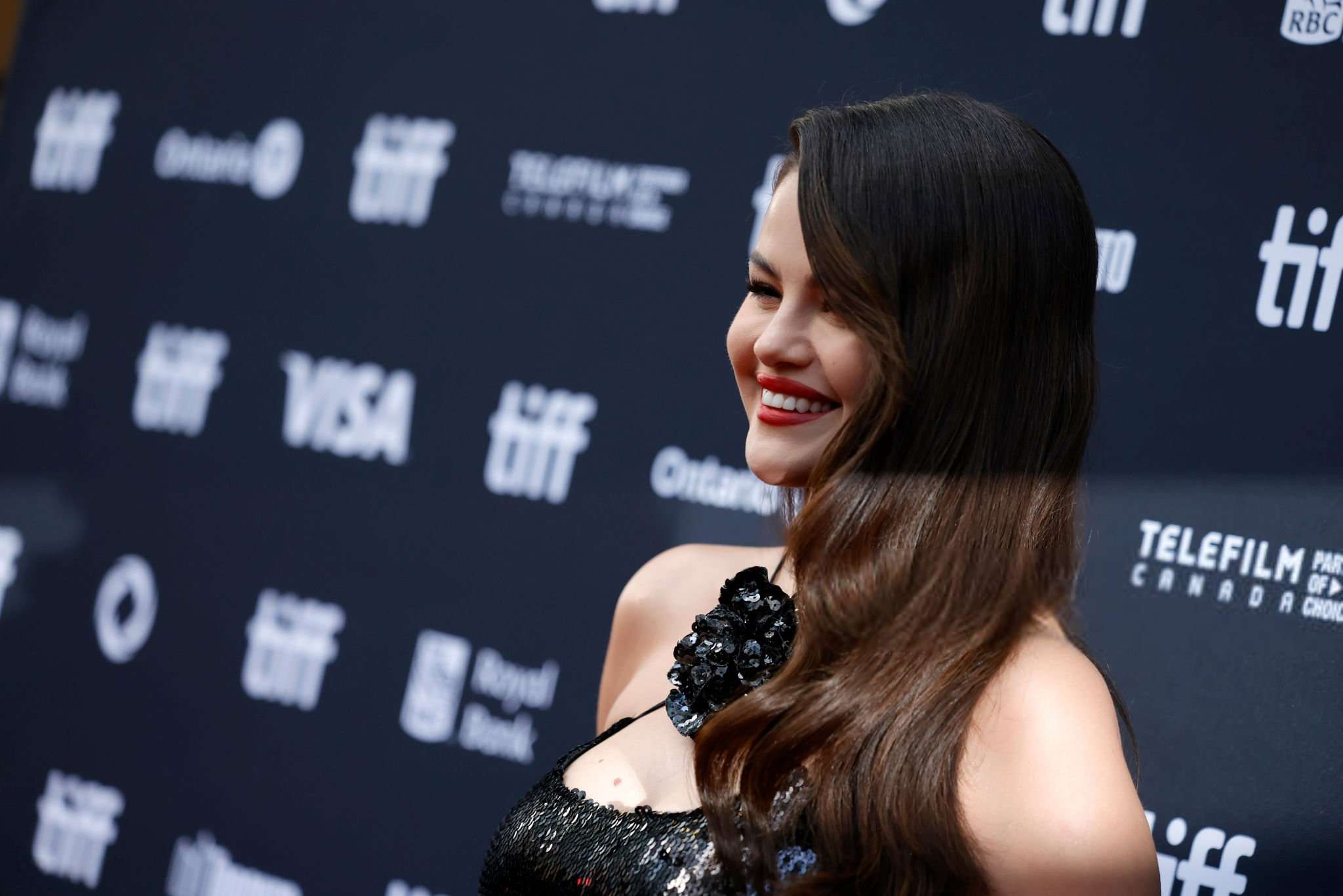 Selena_Gomez_-_Attends_the_premiere_of_Emilia_Perez_in_the_Toronto_International_Film_Festival__September_92C_2024_10.jpg