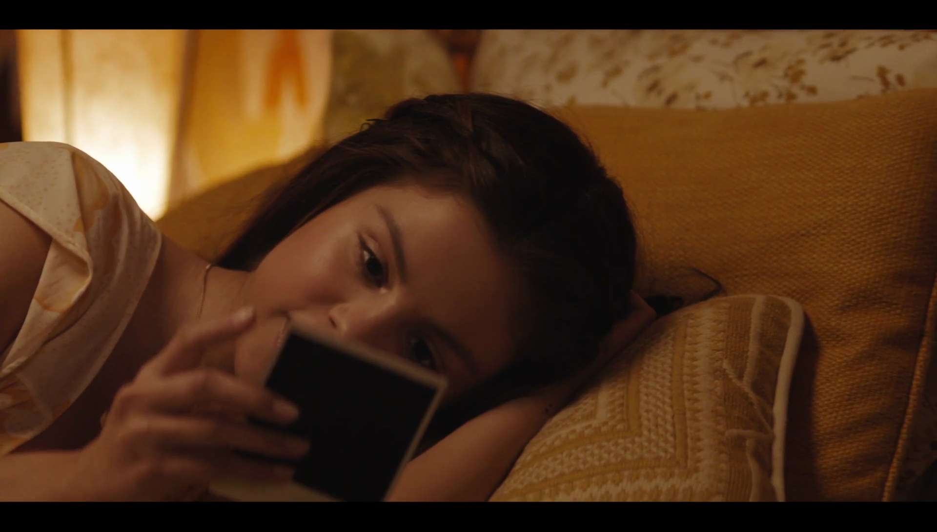 Selena_Gomez_-_Bad_Liar_MV_Screen_Captures-145.jpg