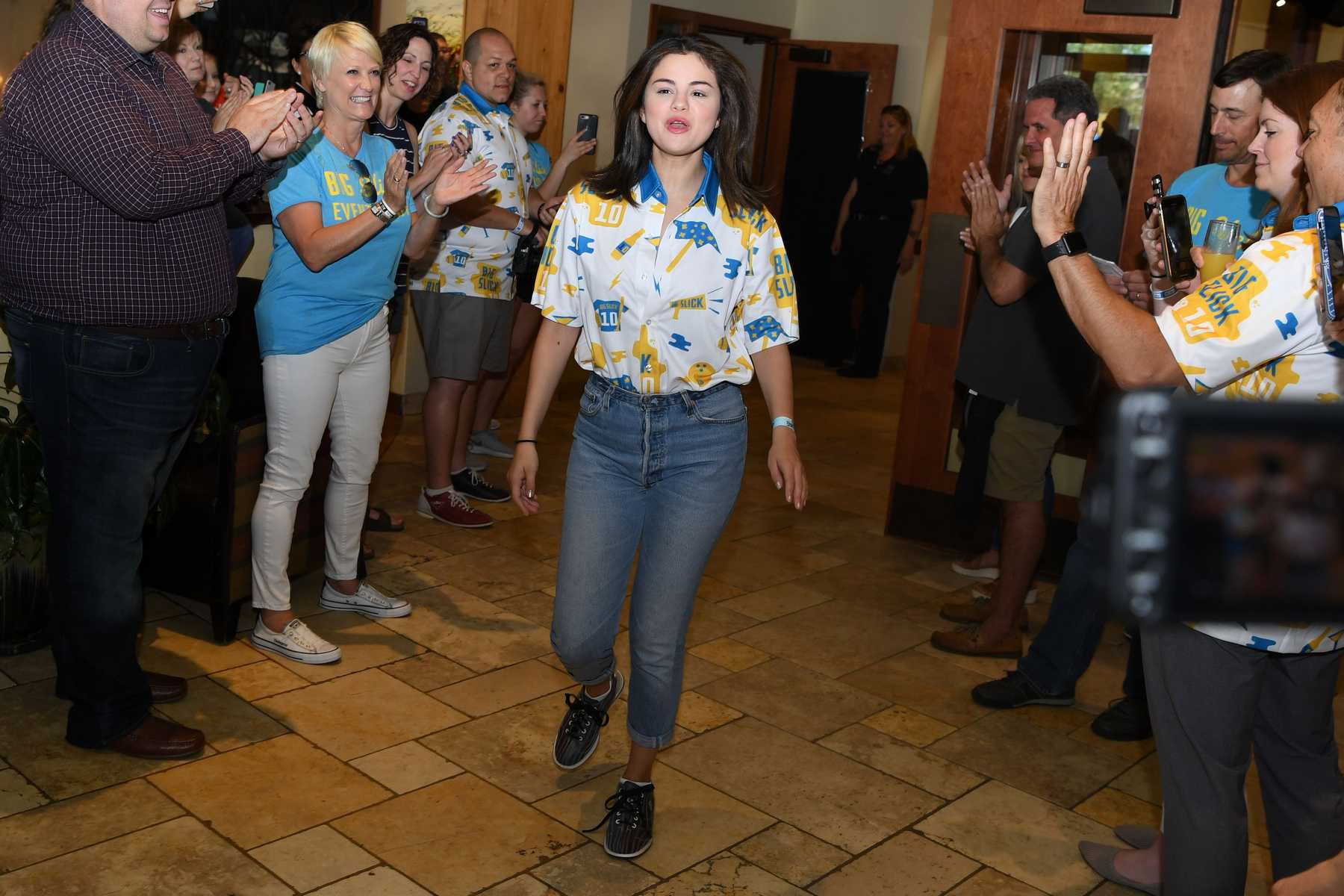 Selena_Gomez_-_Big_Slick_Celebrity_Weekend_Bowling_Tournament_06082019-02.jpg
