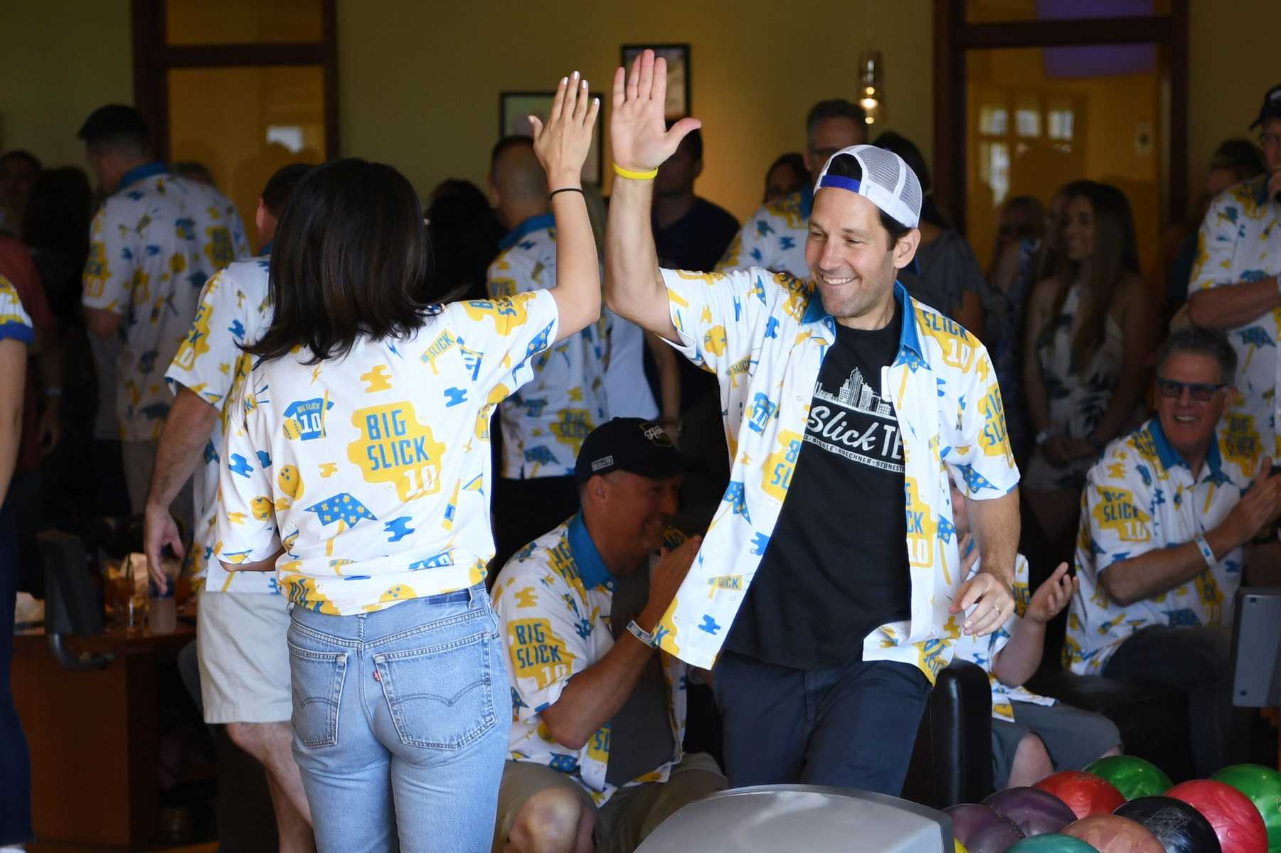 Selena_Gomez_-_Big_Slick_Celebrity_Weekend_Bowling_Tournament_06082019-07.jpg