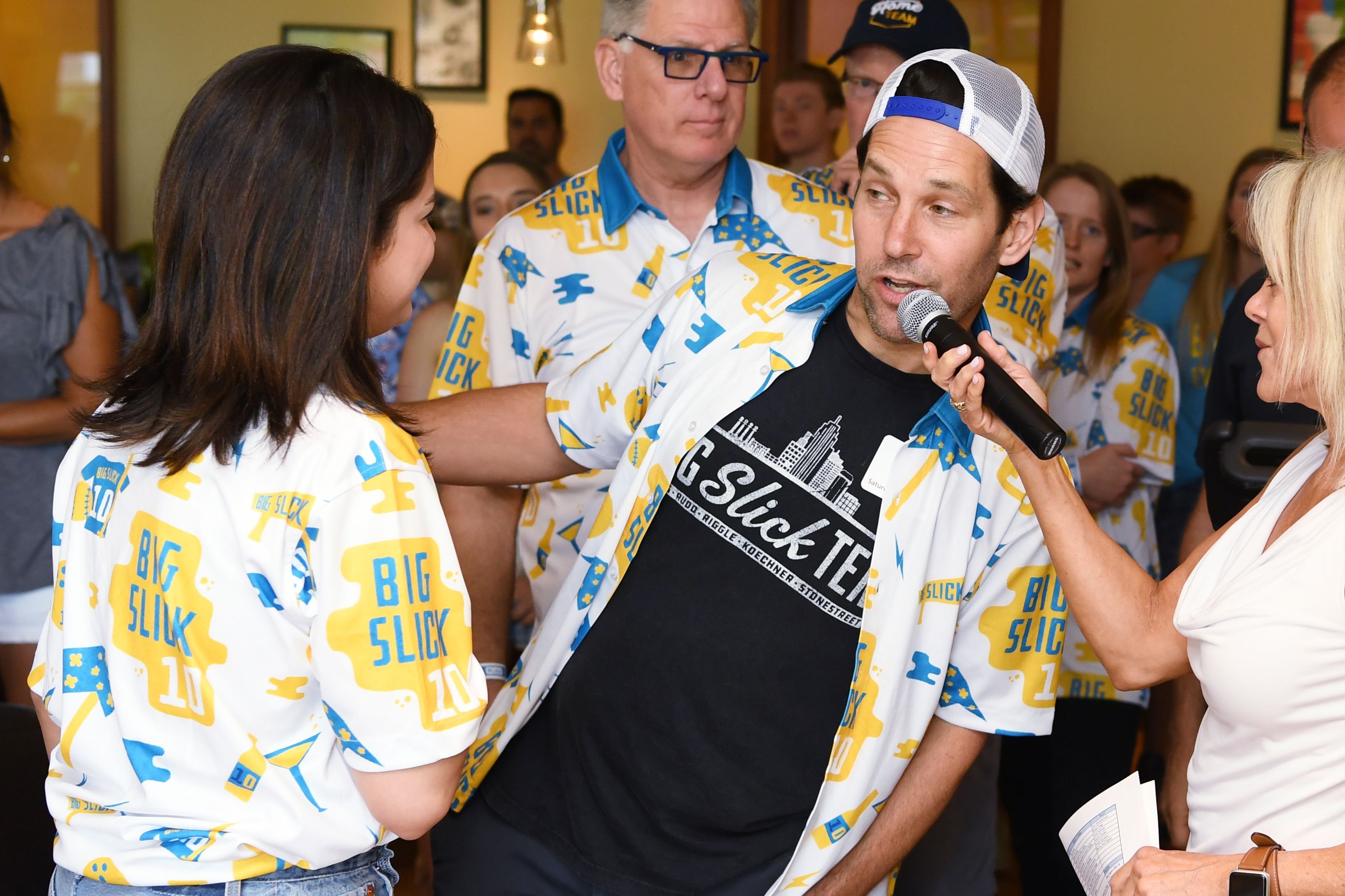 Selena_Gomez_-_Big_Slick_Celebrity_Weekend_Bowling_Tournament_06082019-08.jpg