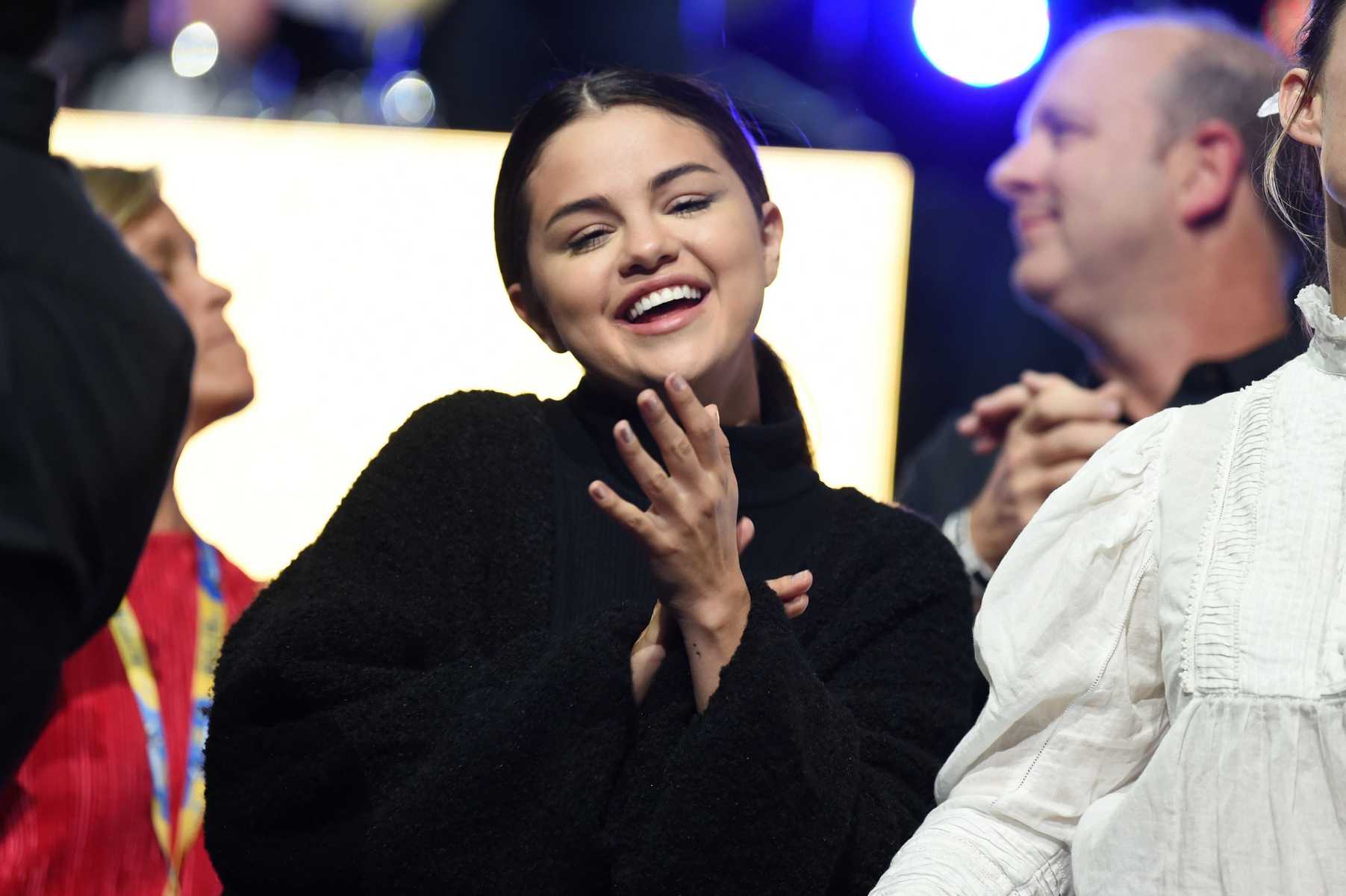 Selena_Gomez_-_Big_Slick_Celebrity_Weekend_Party_and_Show_06082019-11.jpg