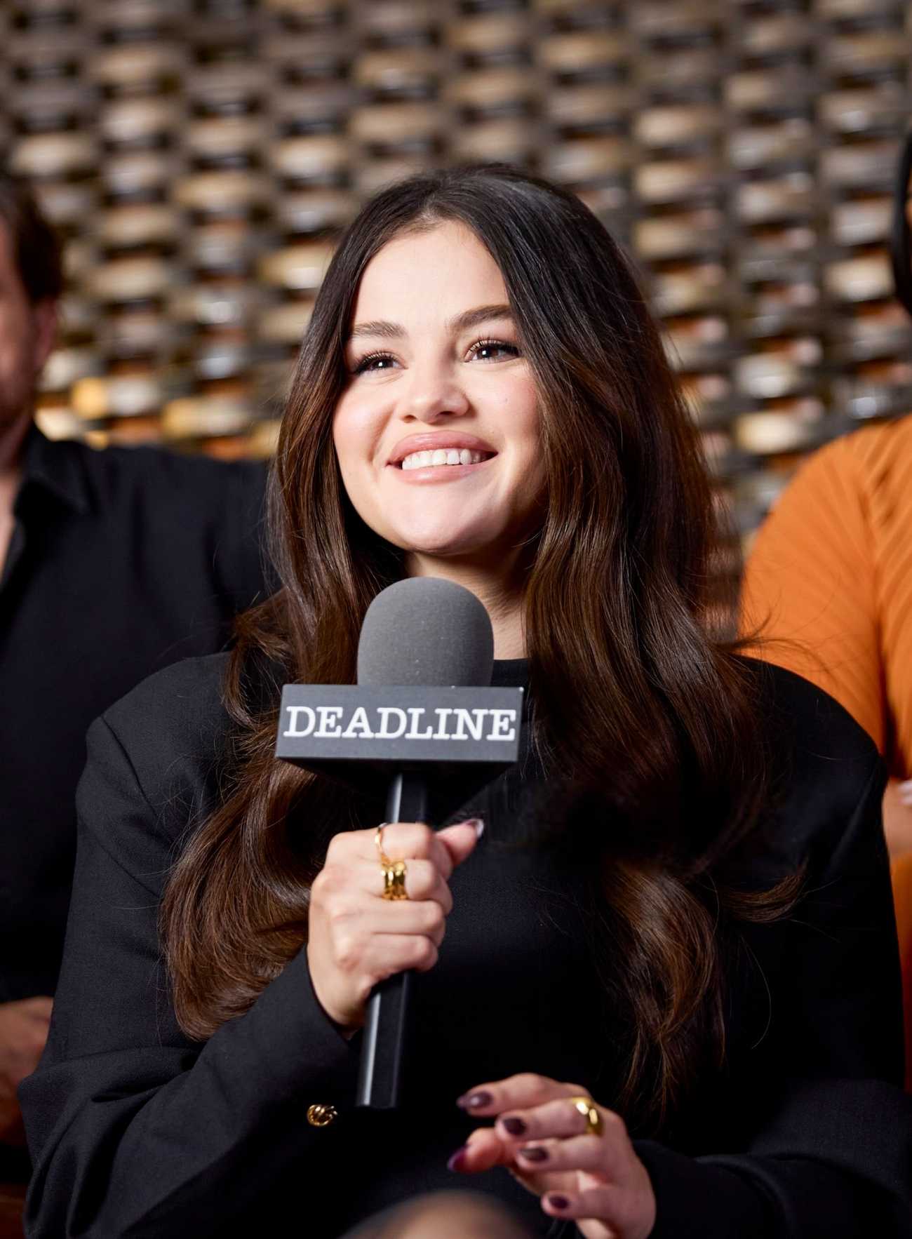 Selena_Gomez_-_Deadline_Studio_at_the_Toronto_International_Film_Festival_September_82C_2024_04.jpg
