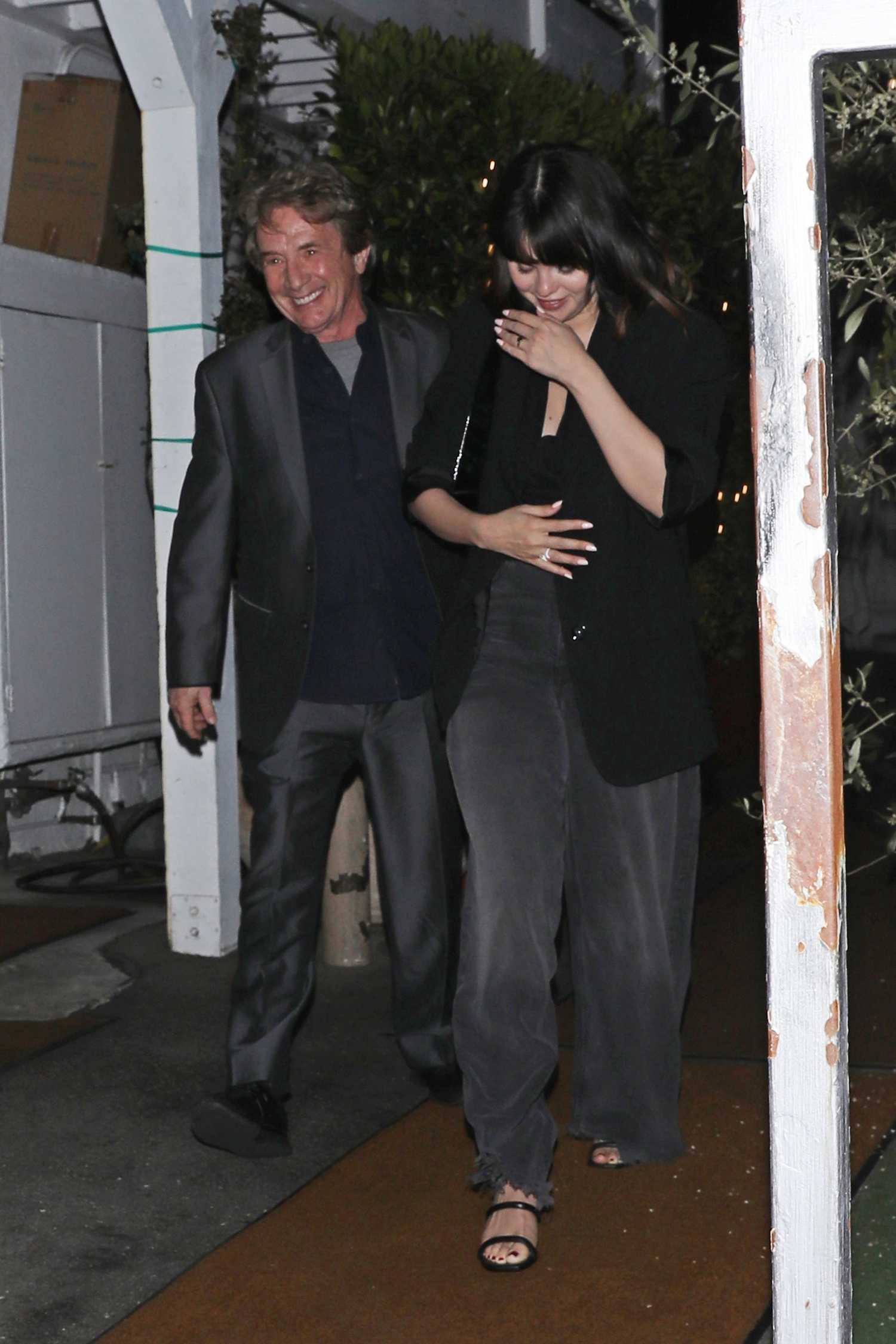 Selena_Gomez_-_Dining_at_Giorgio_Baldi_in_Santa_Monica_April_192C_202201.jpg